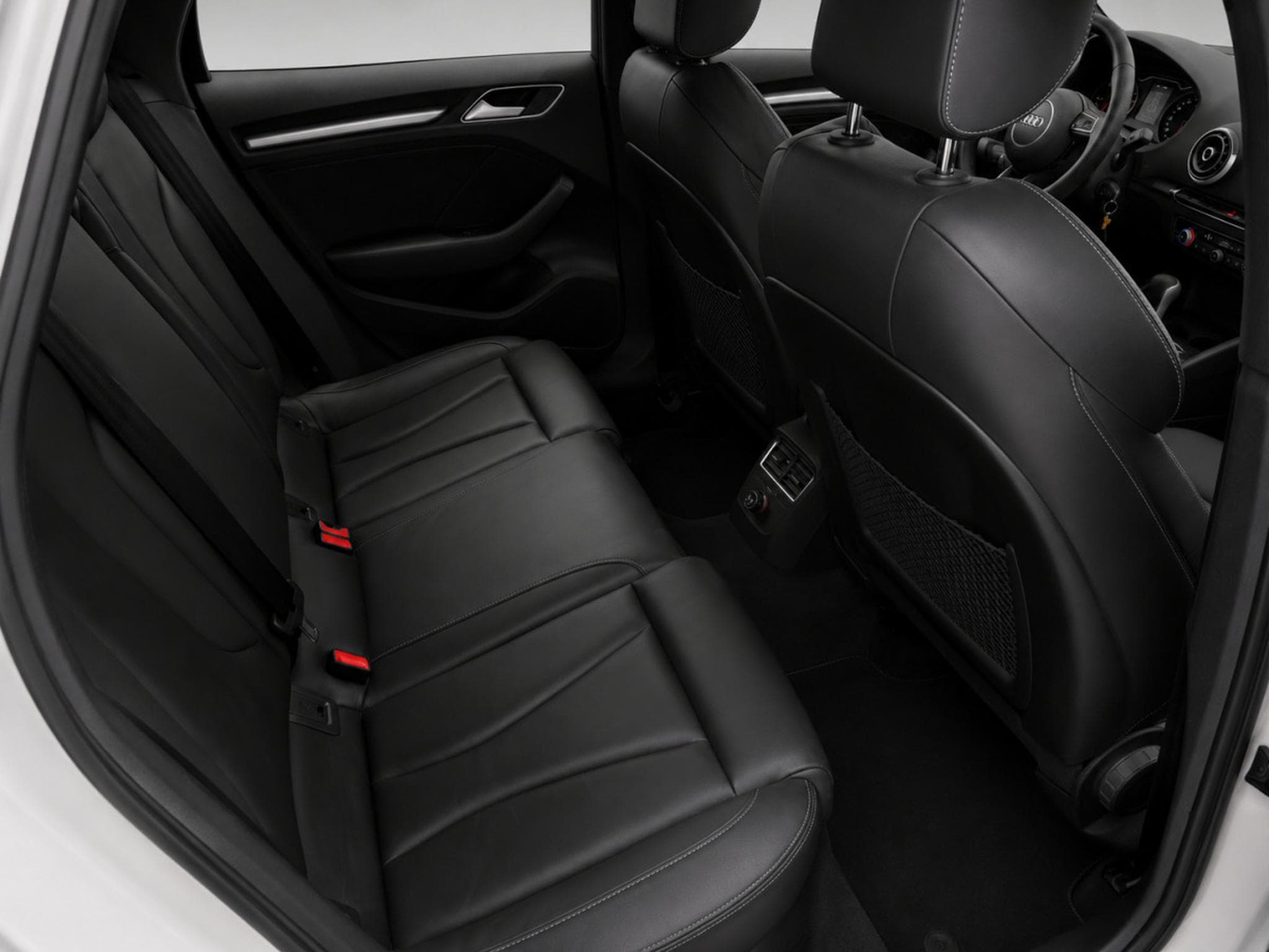 Audi A3 2.0 Tdi 150 Sportback S-Line S-Tronic (2014) - Photo 5