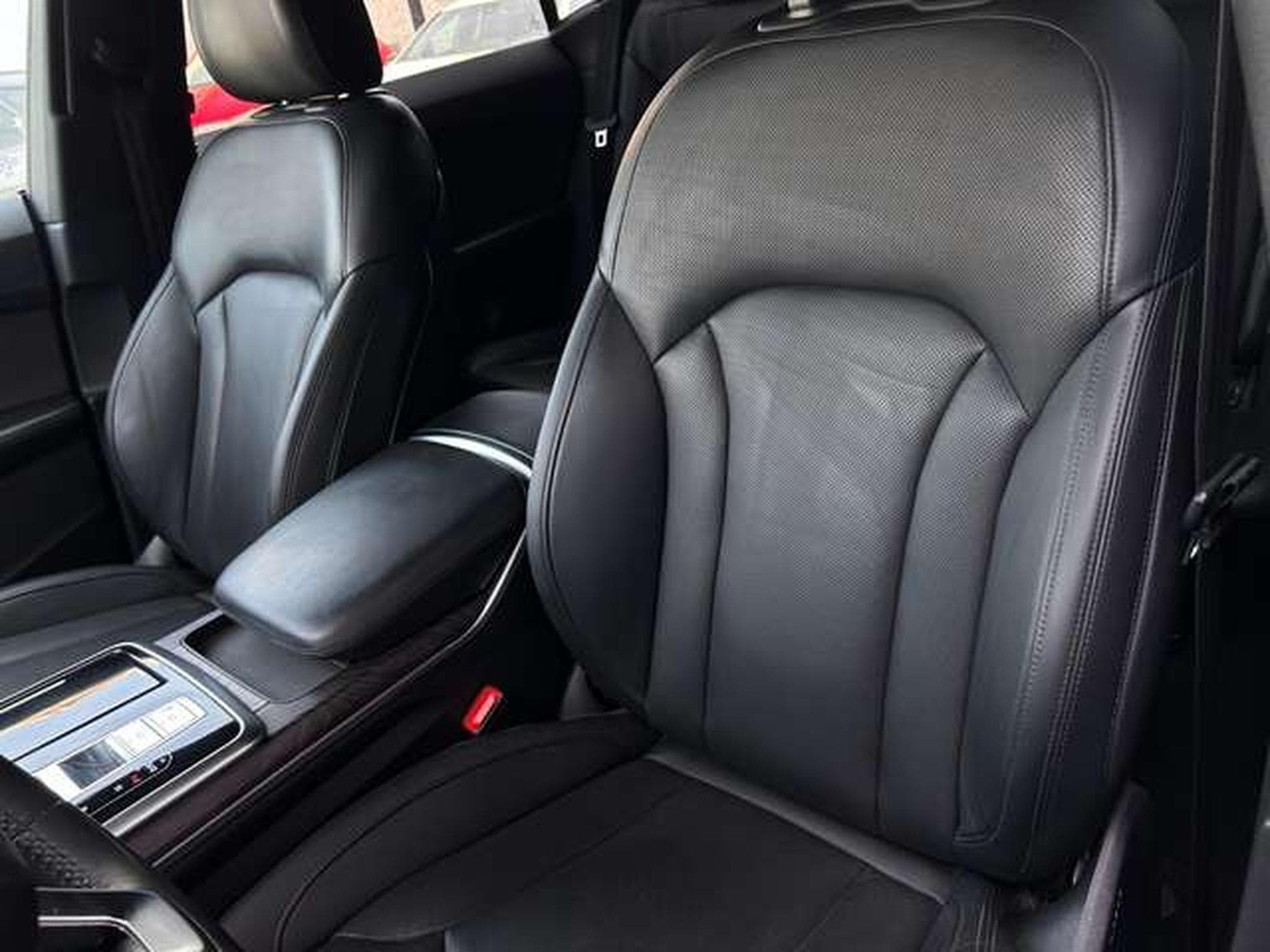 Audi Q8 3.0 50 TDI  286 S LINE (2018) - Photo 14