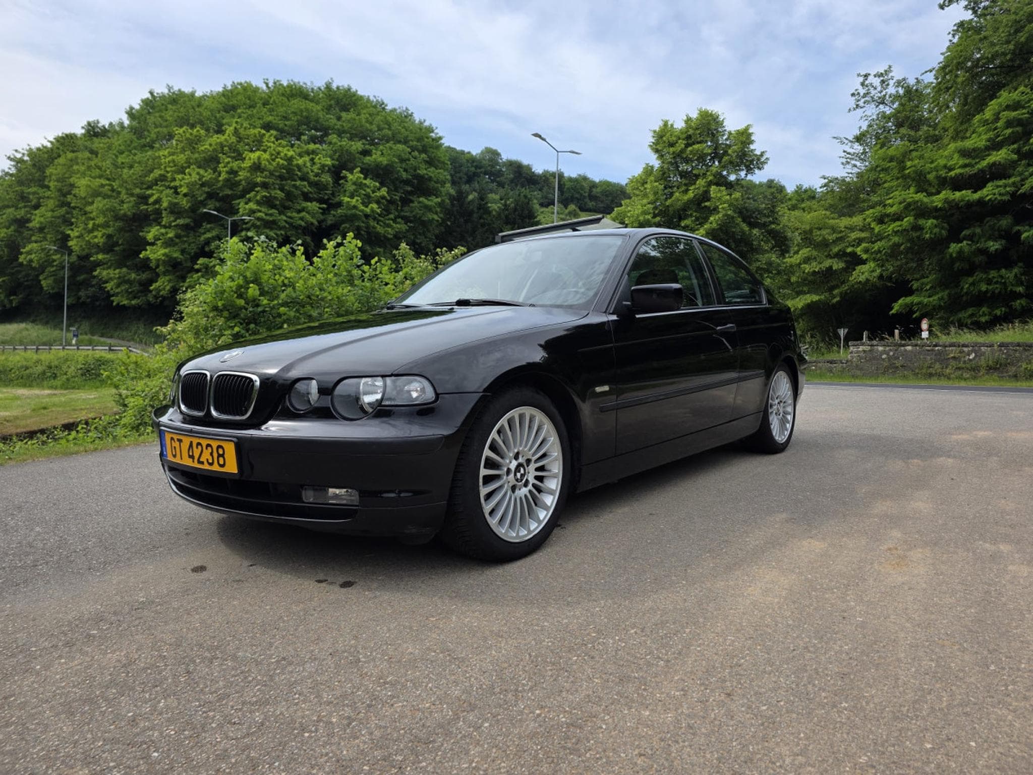 BMW 316 Ti Compact (2002) - Photo 1
