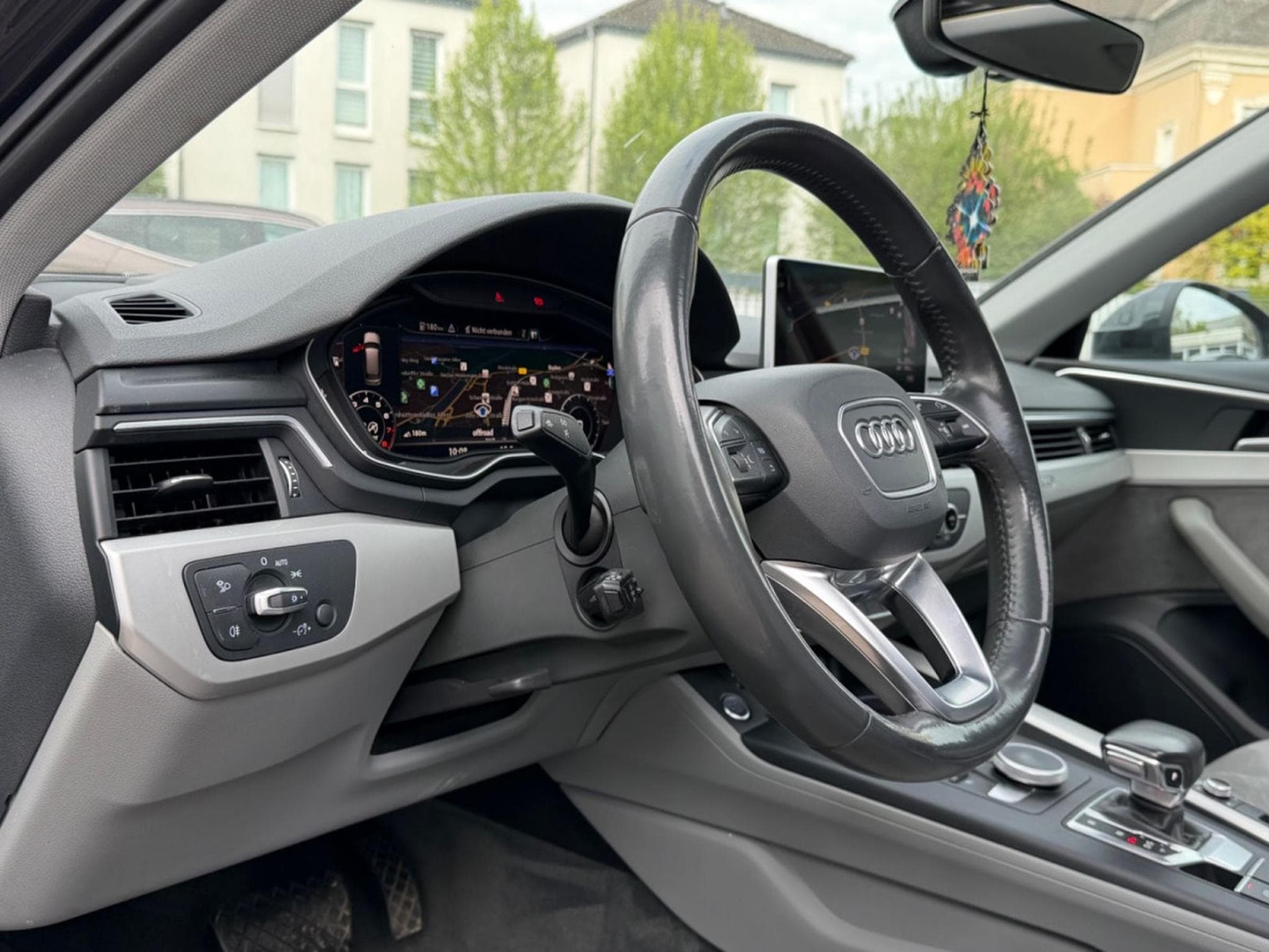 Audi A4 quattro 45 TFSI 180 KW / Pano / (2019) - Photo 12