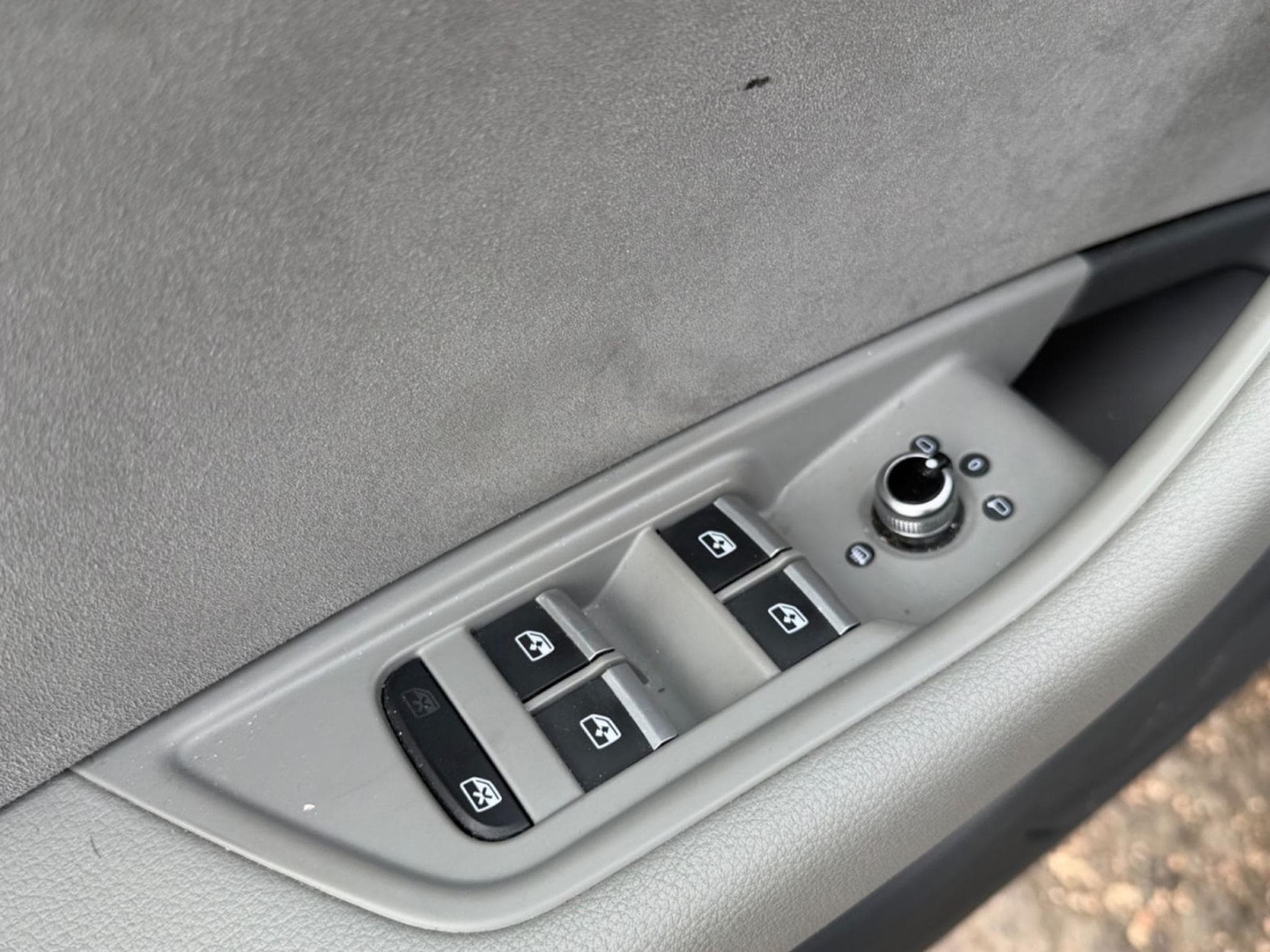 Audi A4 quattro 45 TFSI 180 KW / Pano / (2019) - Photo 14