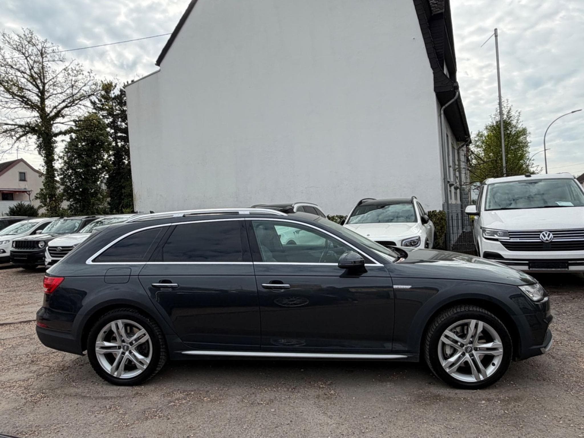 Audi A4 quattro 45 TFSI 180 KW / Pano / (2019) - Photo 7