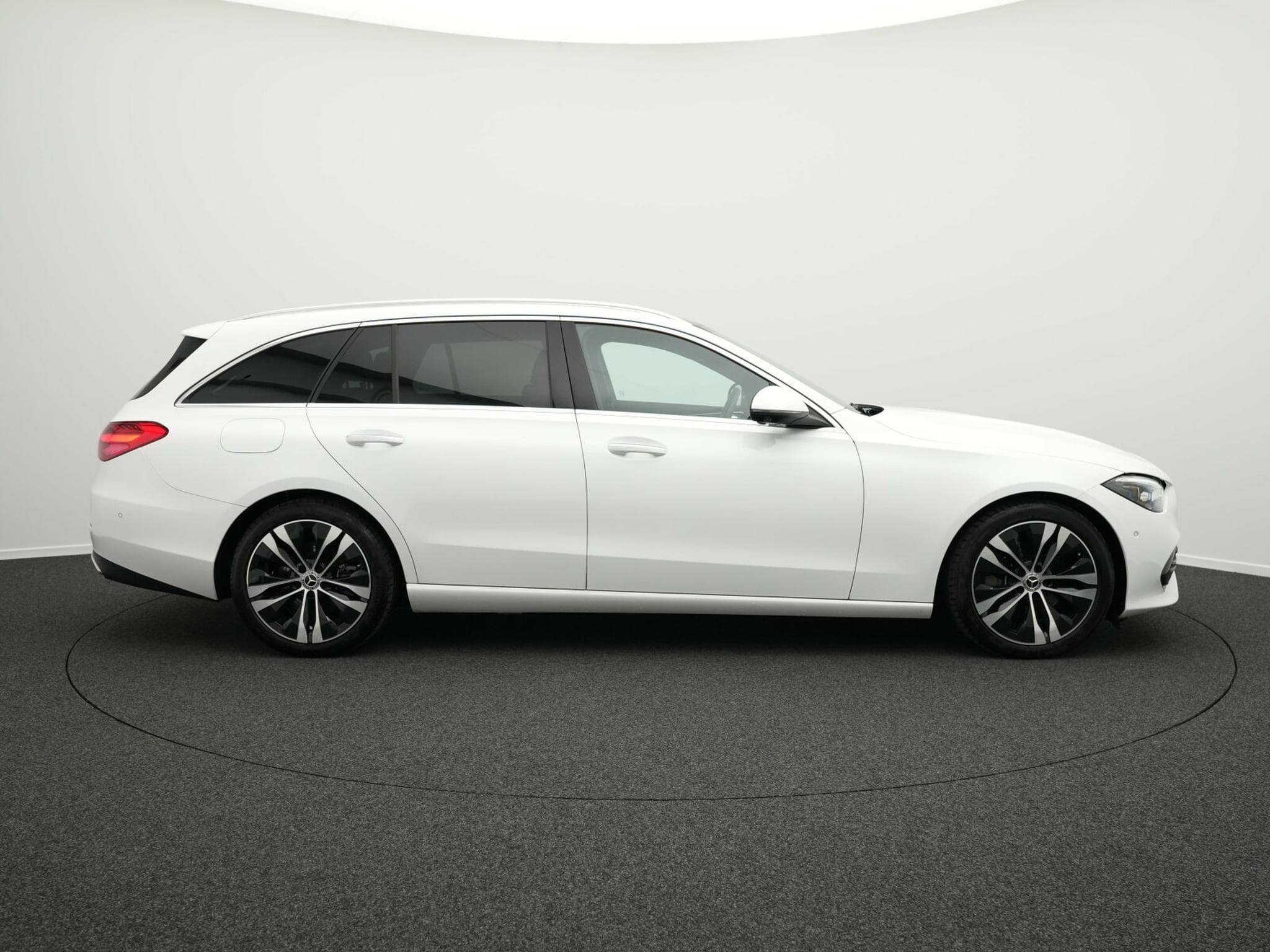 Mercedes C 220 d 4MATIC T-Modell (2024) - Foto 5