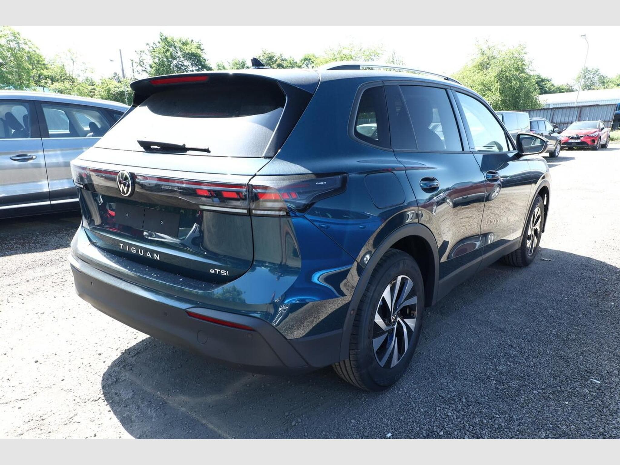 VW Tiguan DSG LED+ IQ.DRIVE (2026) - Photo 3