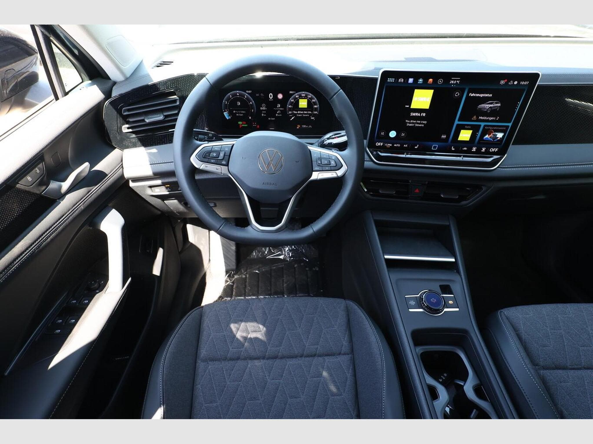 VW Tiguan DSG LED+ IQ.DRIVE (2026) - Photo 7