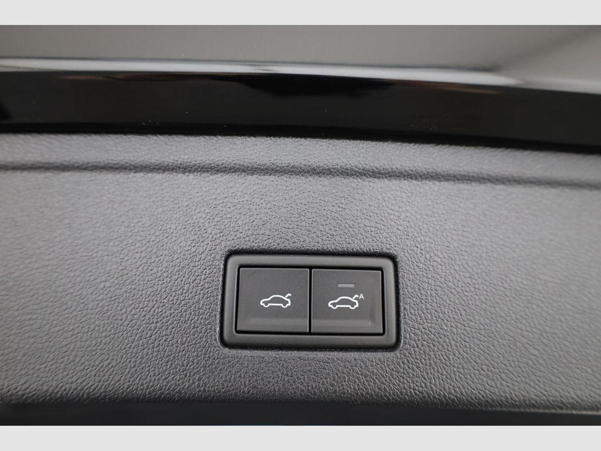 VW Touareg 3.0 TDI 210 kW 4Motion R-Line Final Edition (2026) - Photo 16