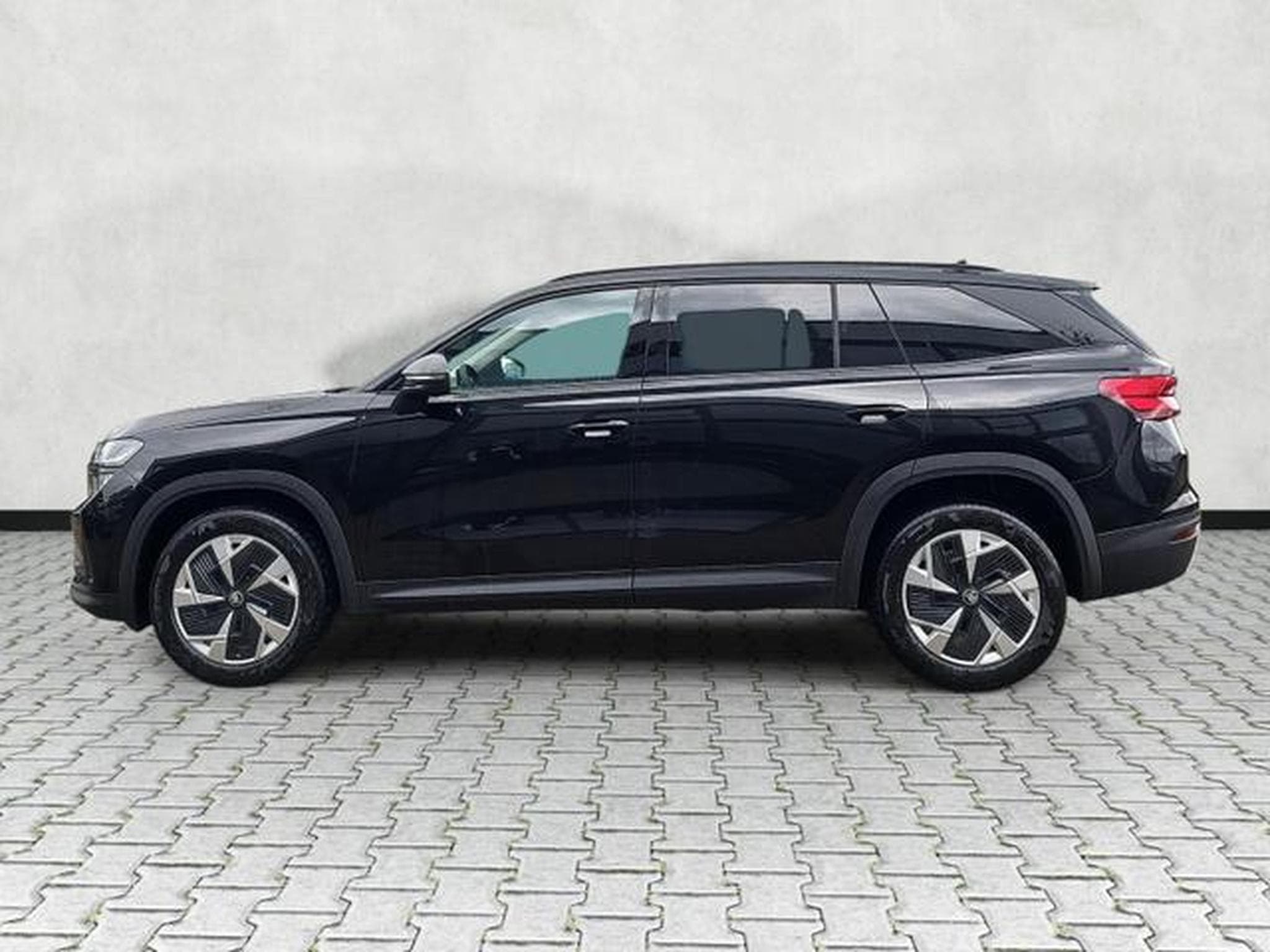 Skoda Kodiaq 1.5 TSI mHEV 110 kW Selection (2026) - Foto 4