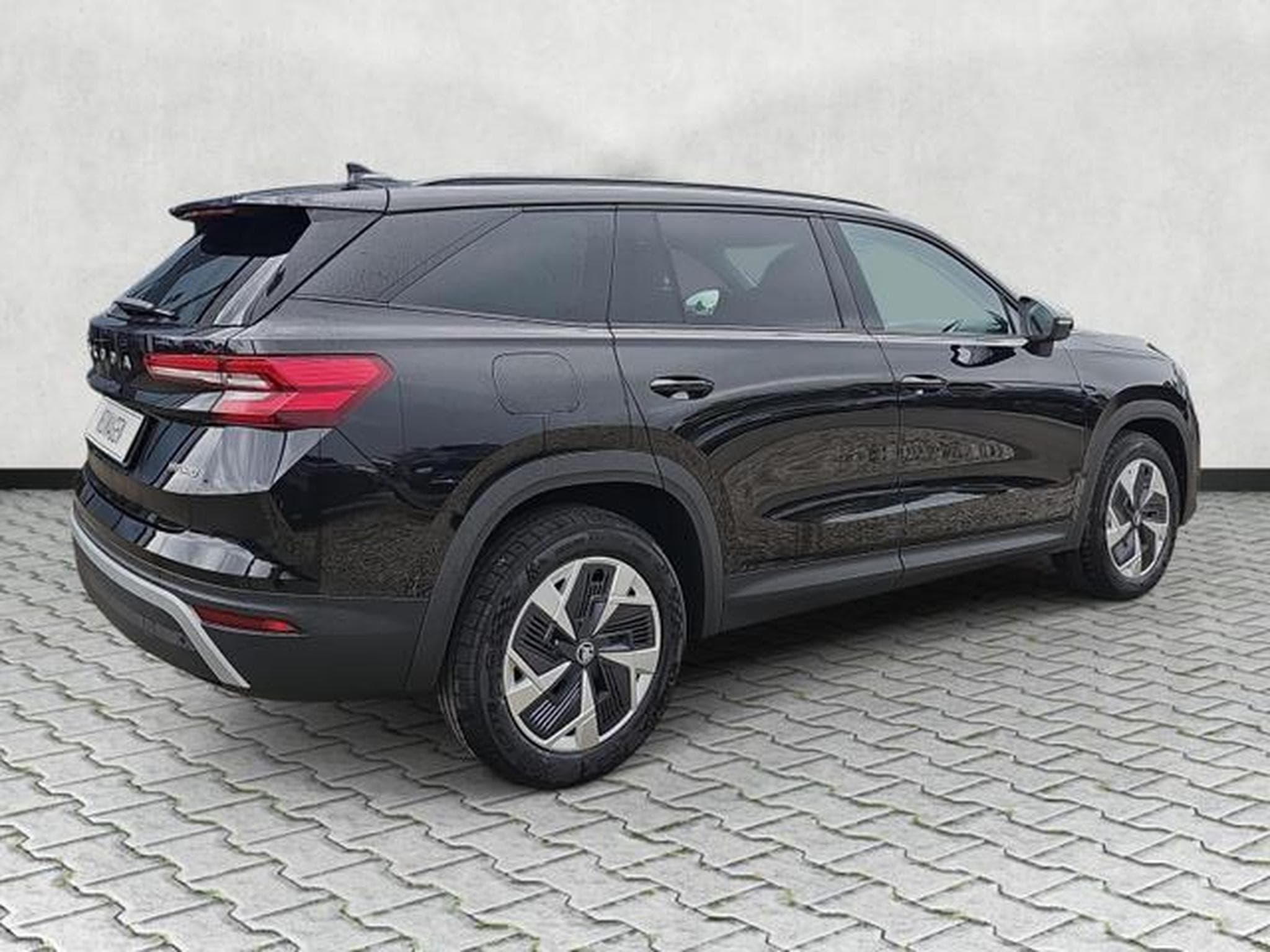Skoda Kodiaq 1.5 TSI mHEV 110 kW Selection (2026) - Foto 7