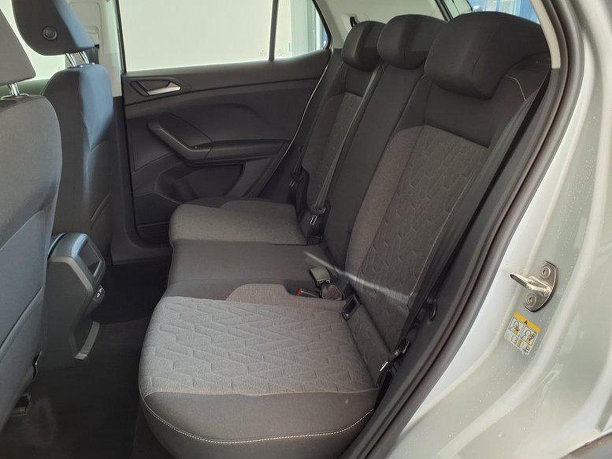 VW T-Cross Limited 1.0 TSI 6-Gang (2026) - Foto 10