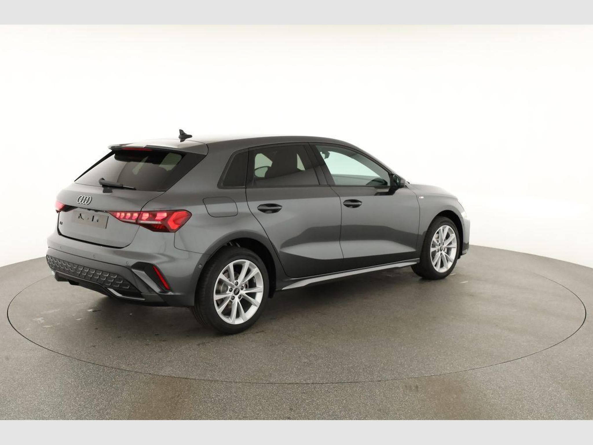 Audi A3 Sportback TFSI 110 kW S line (2026) - Photo 19