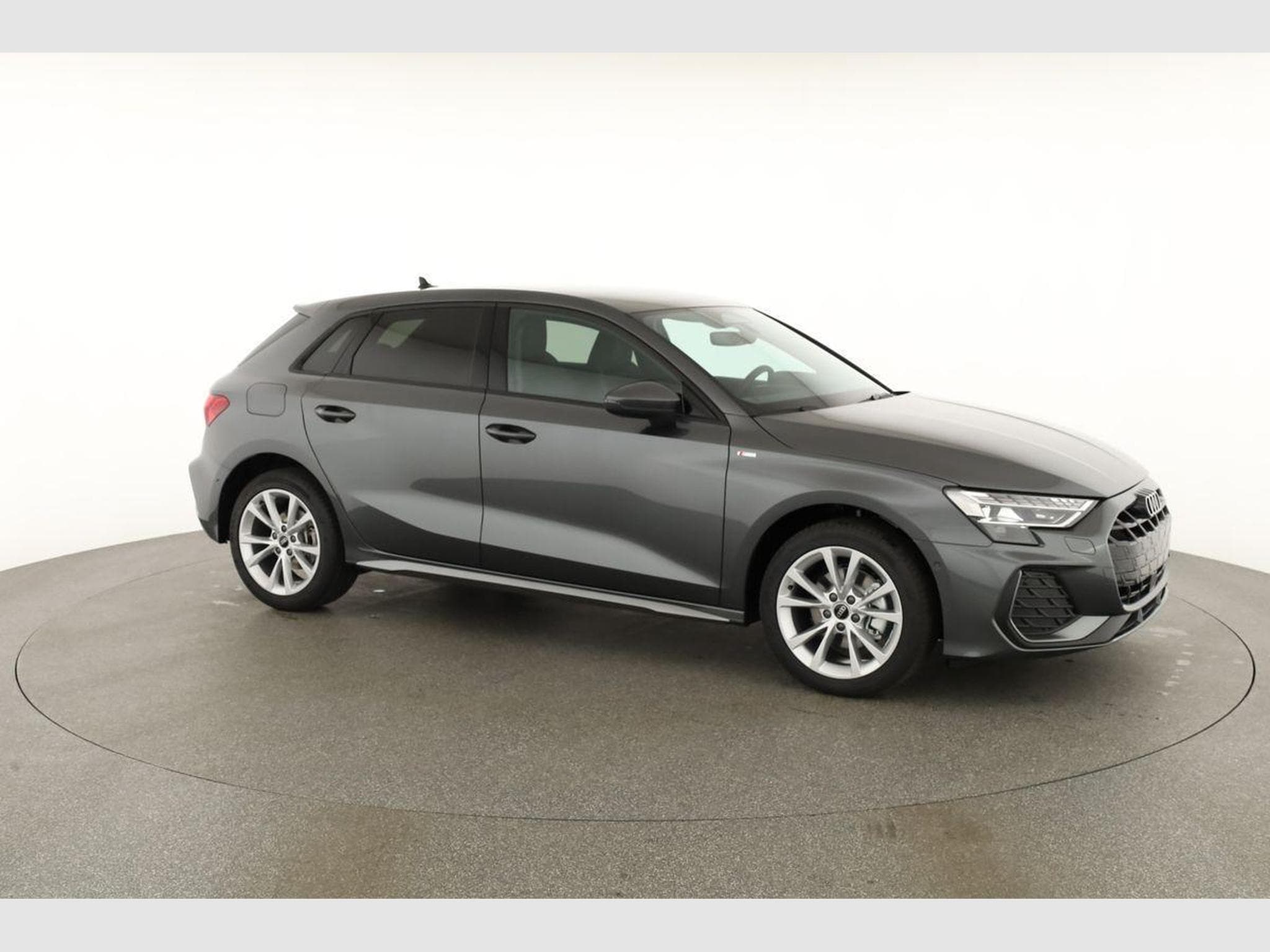 Audi A3 Sportback TFSI 110 kW S line (2026) - Photo 24