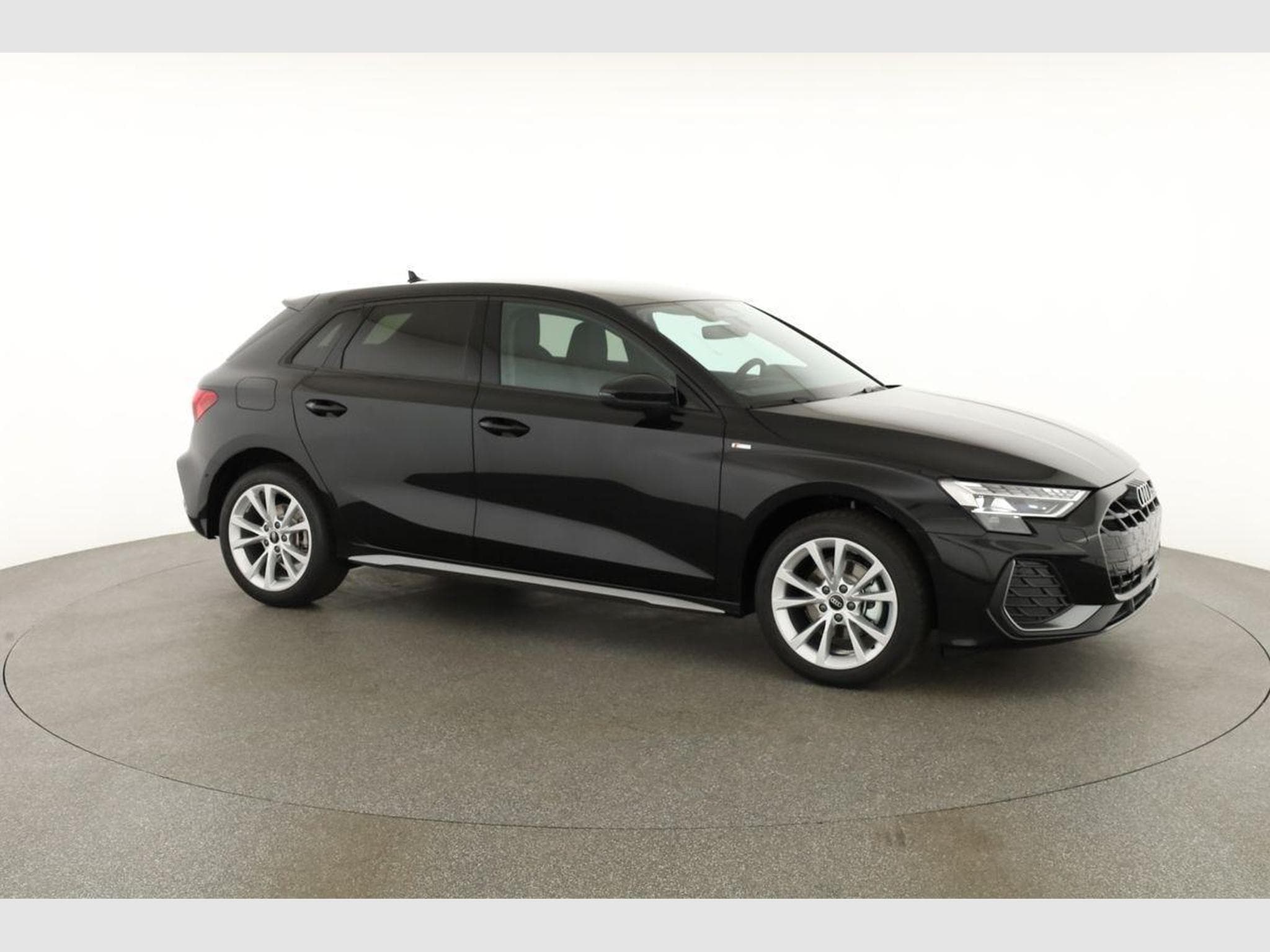 Audi A3 Sportback TFSI 110 kW S line (2026) - Photo 23