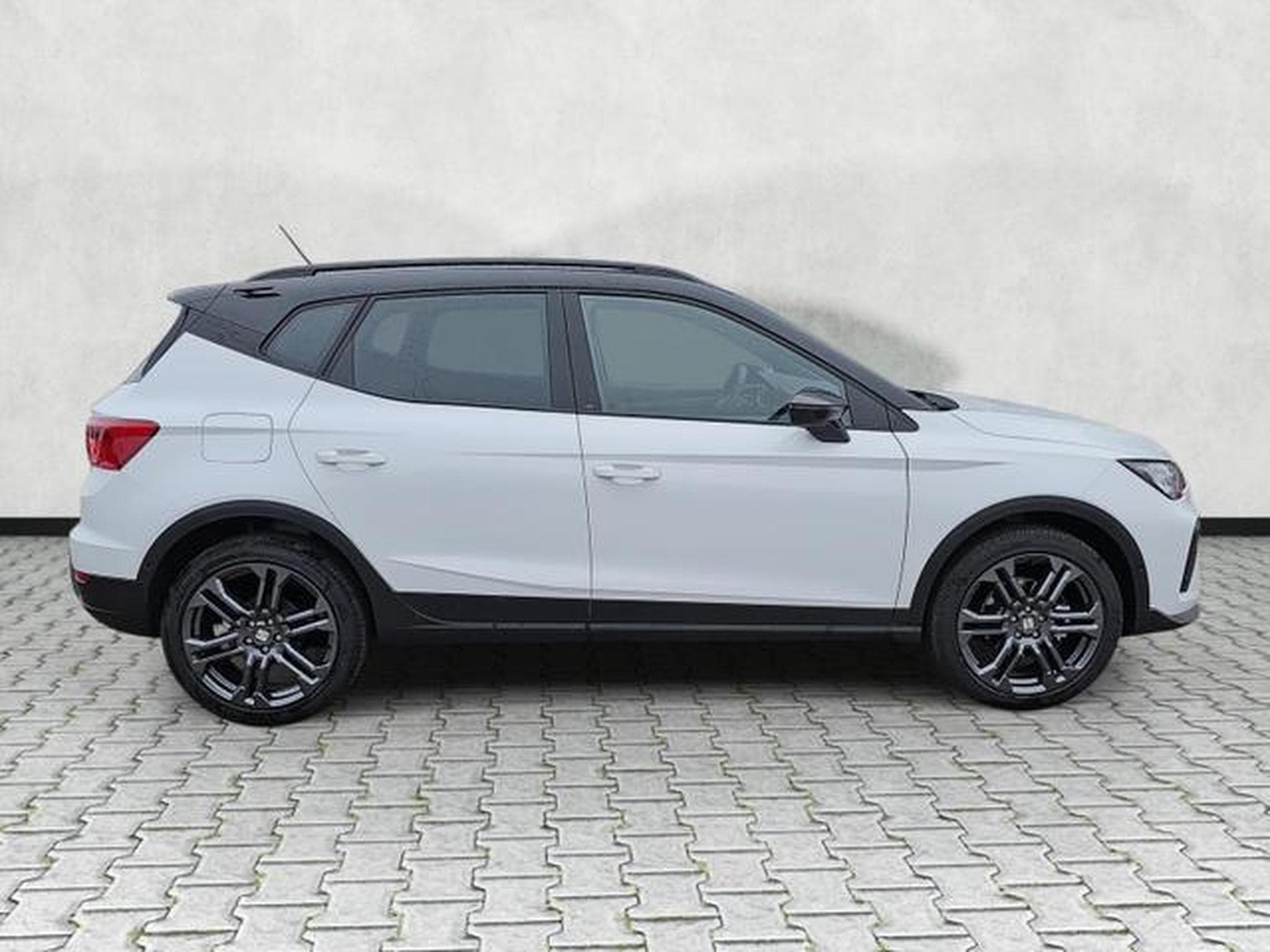 Seat Arona 1.5 TSI 110 kW FR (2026) - Photo 8