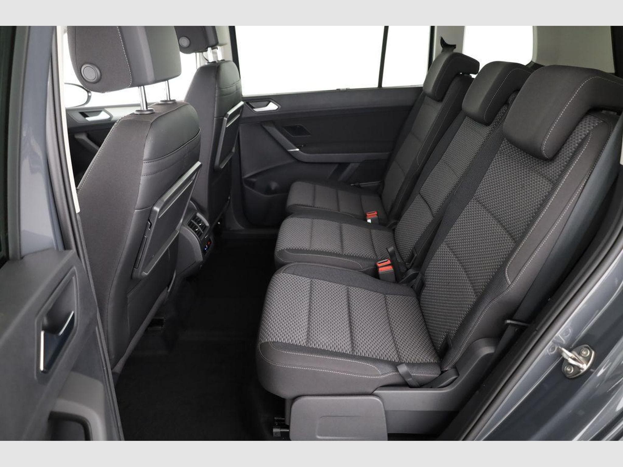 VW Touran Comfortline BMT/Start-Stopp (2026) - Photo 10