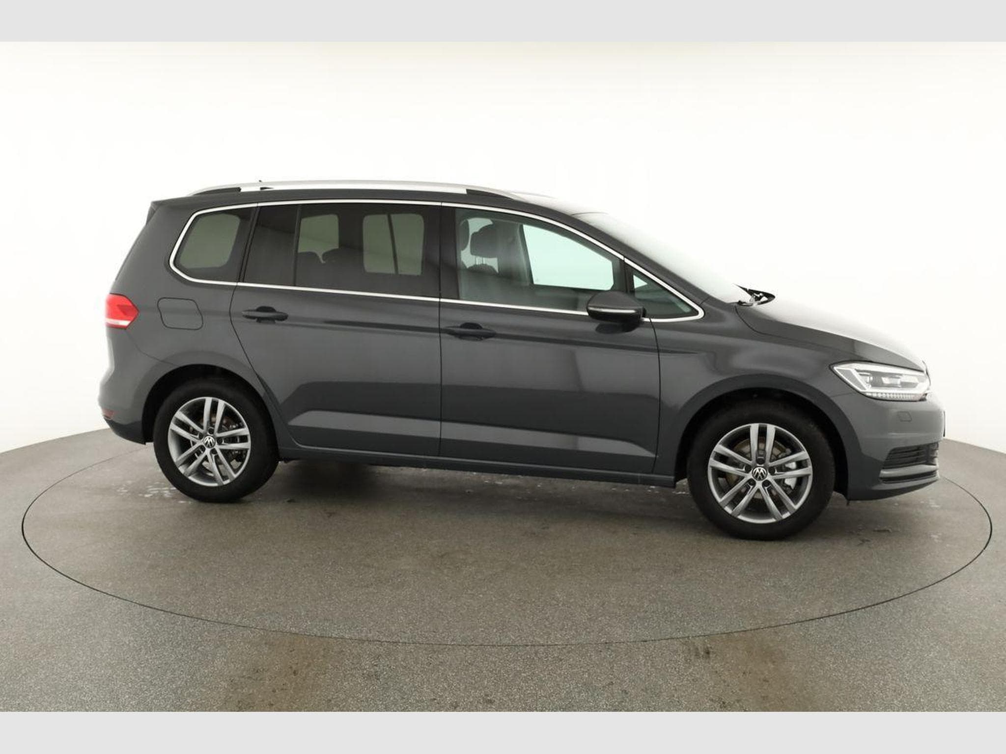 VW Touran Comfortline BMT/Start-Stopp (2026) - Photo 21