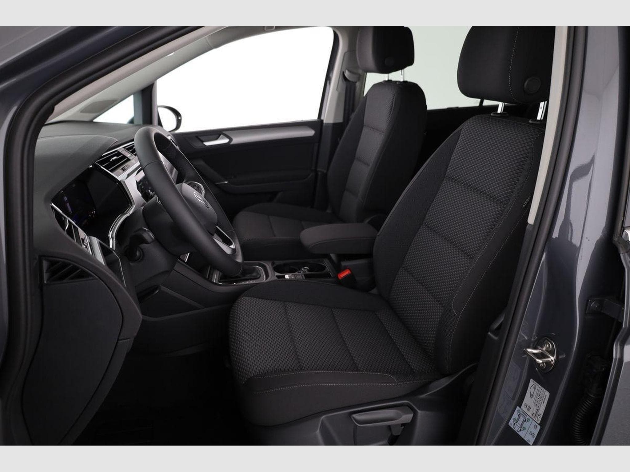 VW Touran Comfortline BMT/Start-Stopp (2026) - Photo 9