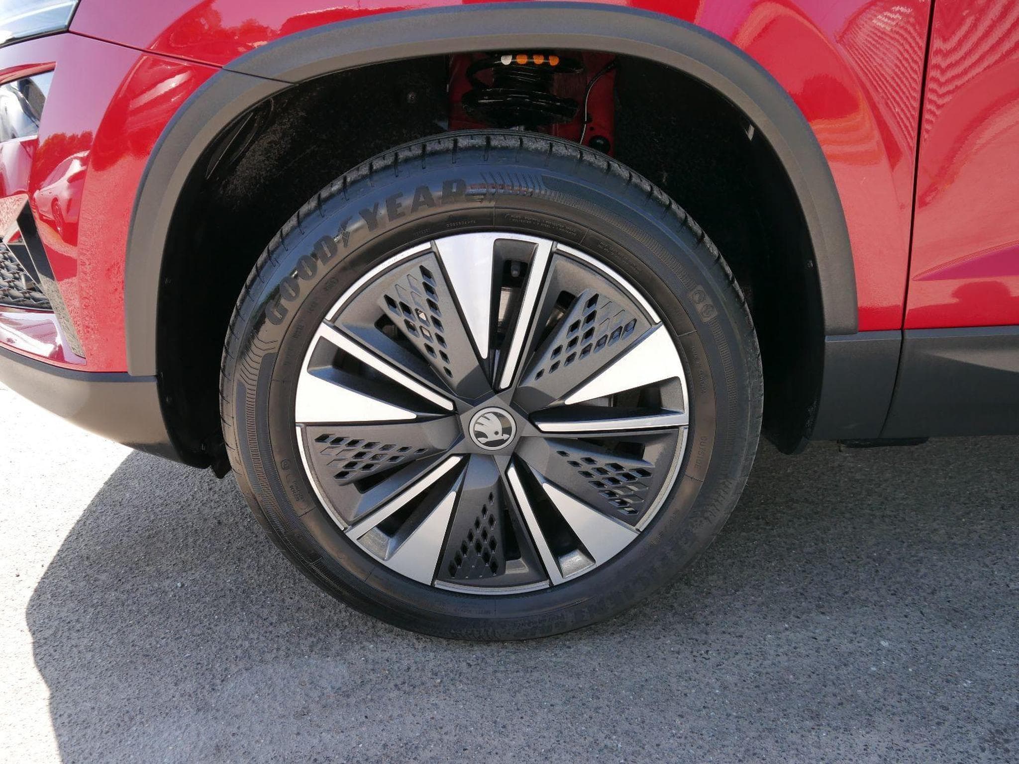 Skoda Karoq Selection 1.5 TSI (2025) - Photo 4