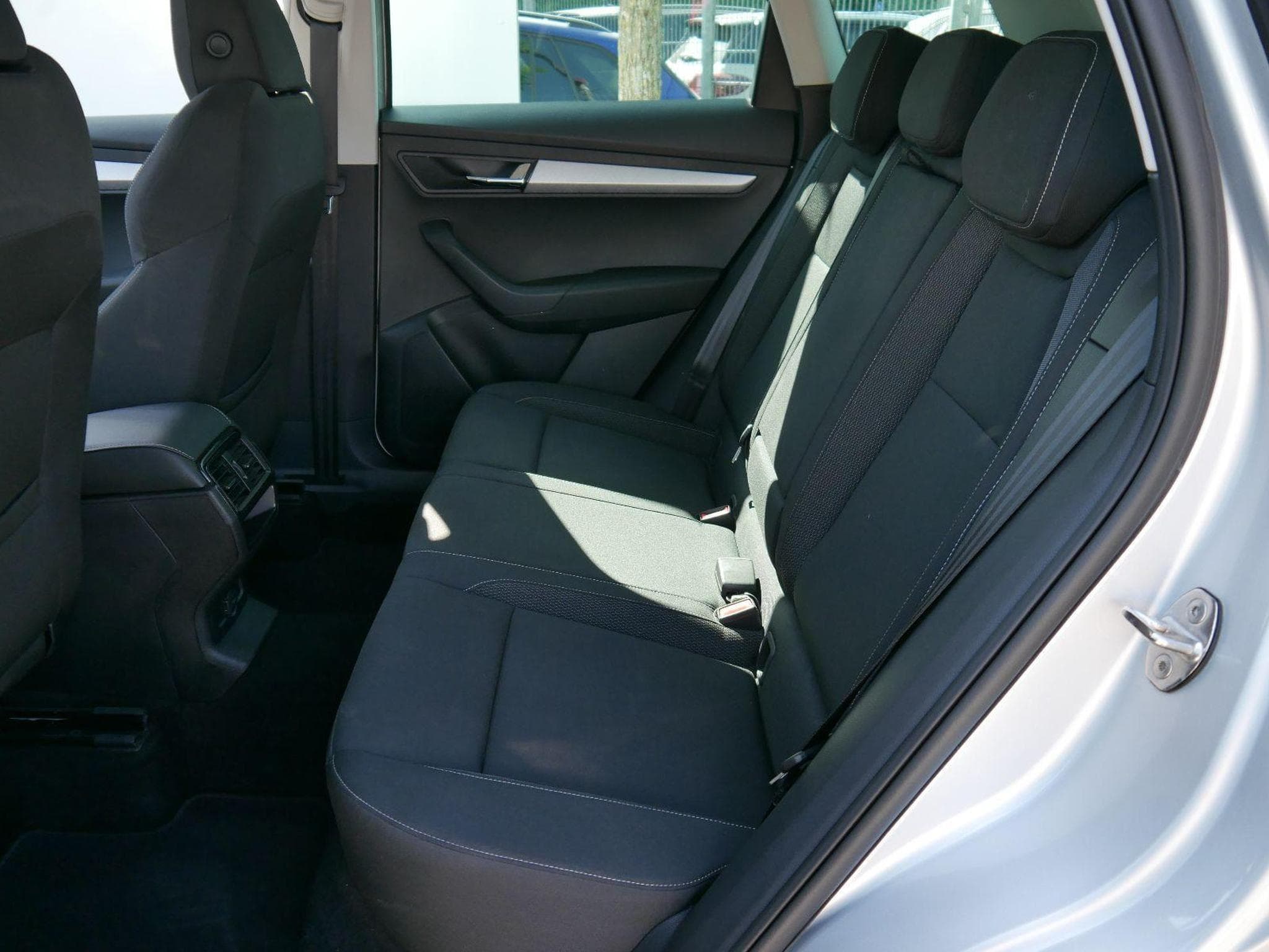 Skoda Karoq Selection (2025) - Photo 8