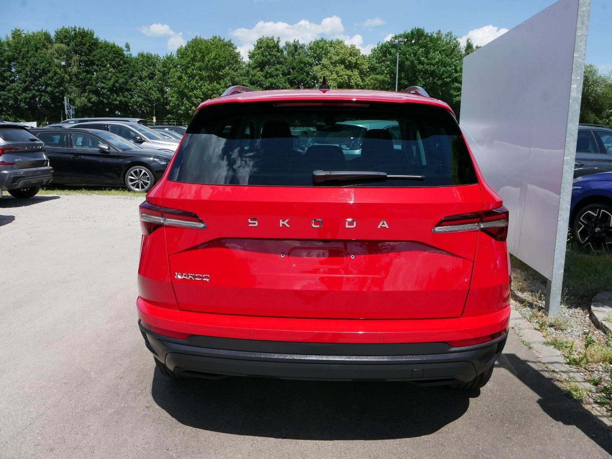 Skoda Karoq Selection (2025) - Foto 2
