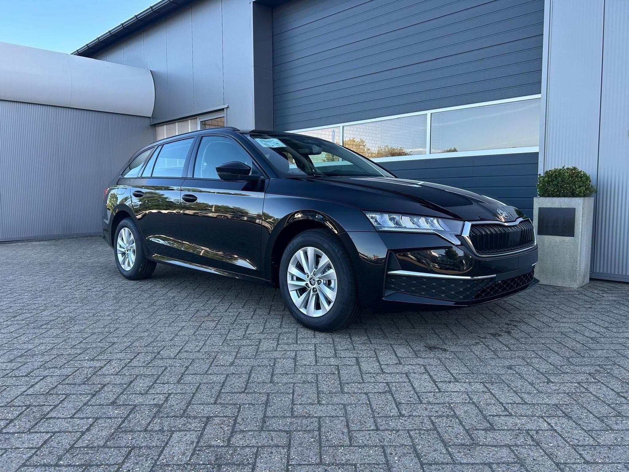 Skoda Octavia 1.5 TSI 150PS (2026) - Foto 7
