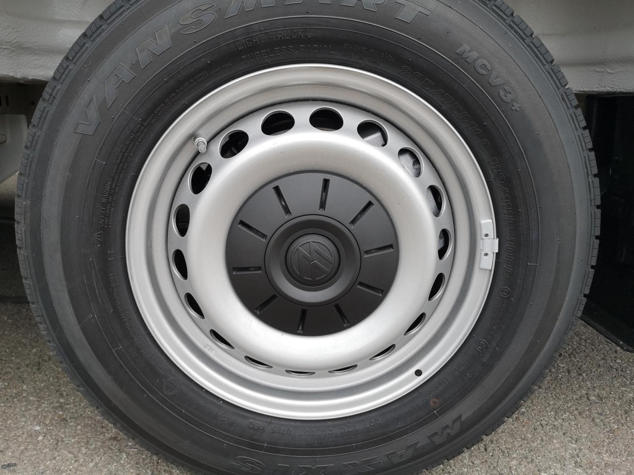 VW Crafter Kasten 35 mittellang Hochdach FWD (2026) - Photo 4