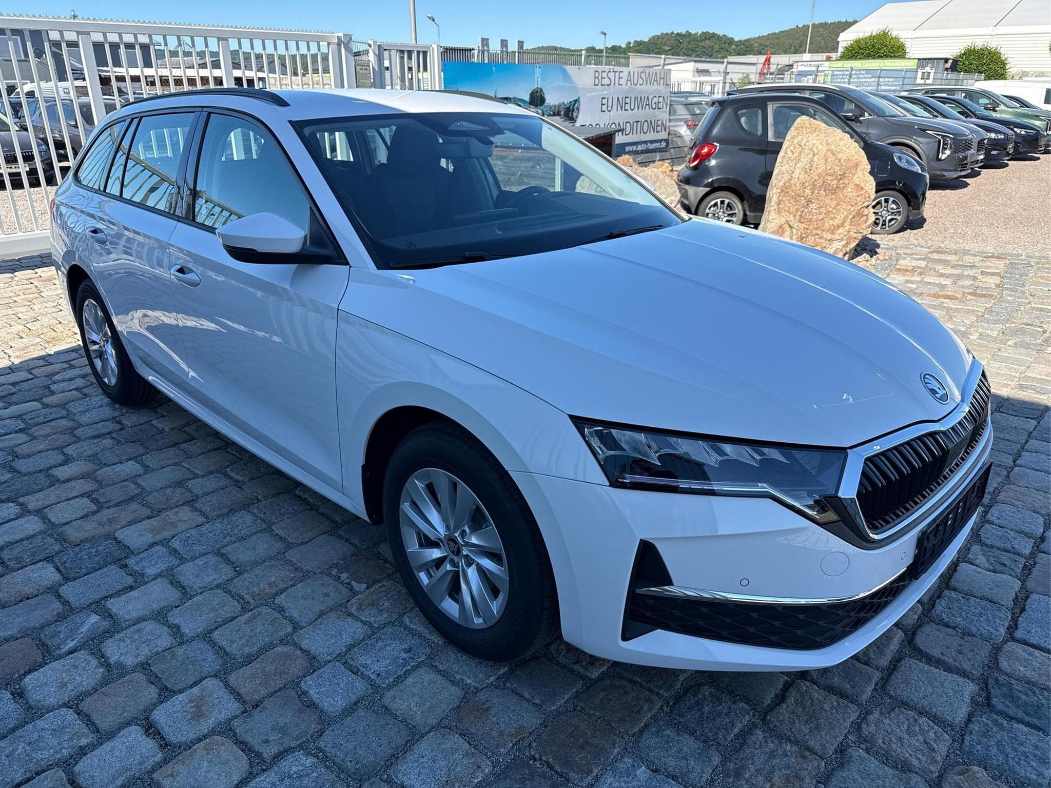 Skoda Octavia Selection 2,0 TDI (2026) - Foto 3
