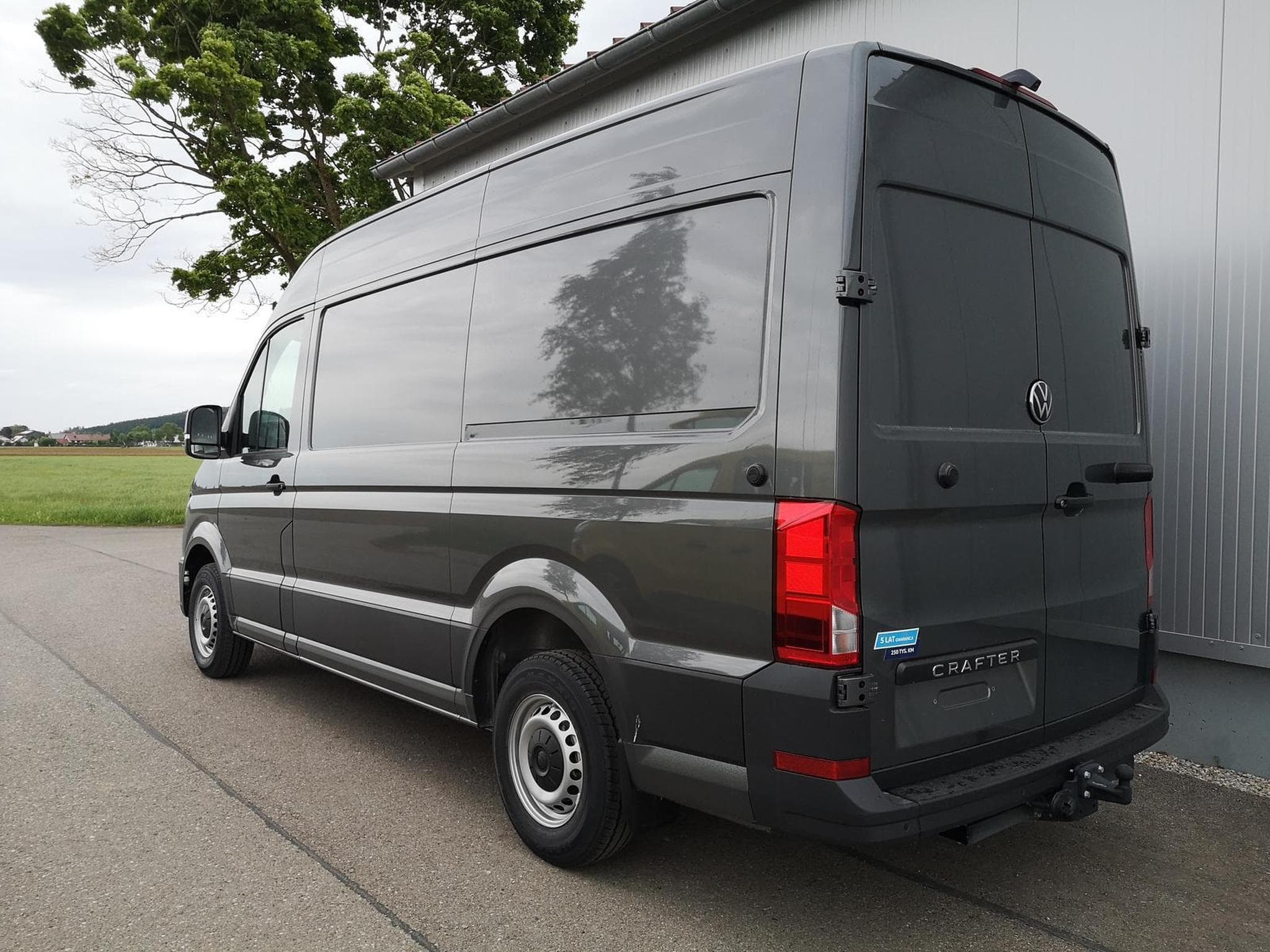 VW Crafter Kasten 35 mittellang Hochdach FWD (2026) - Photo 2