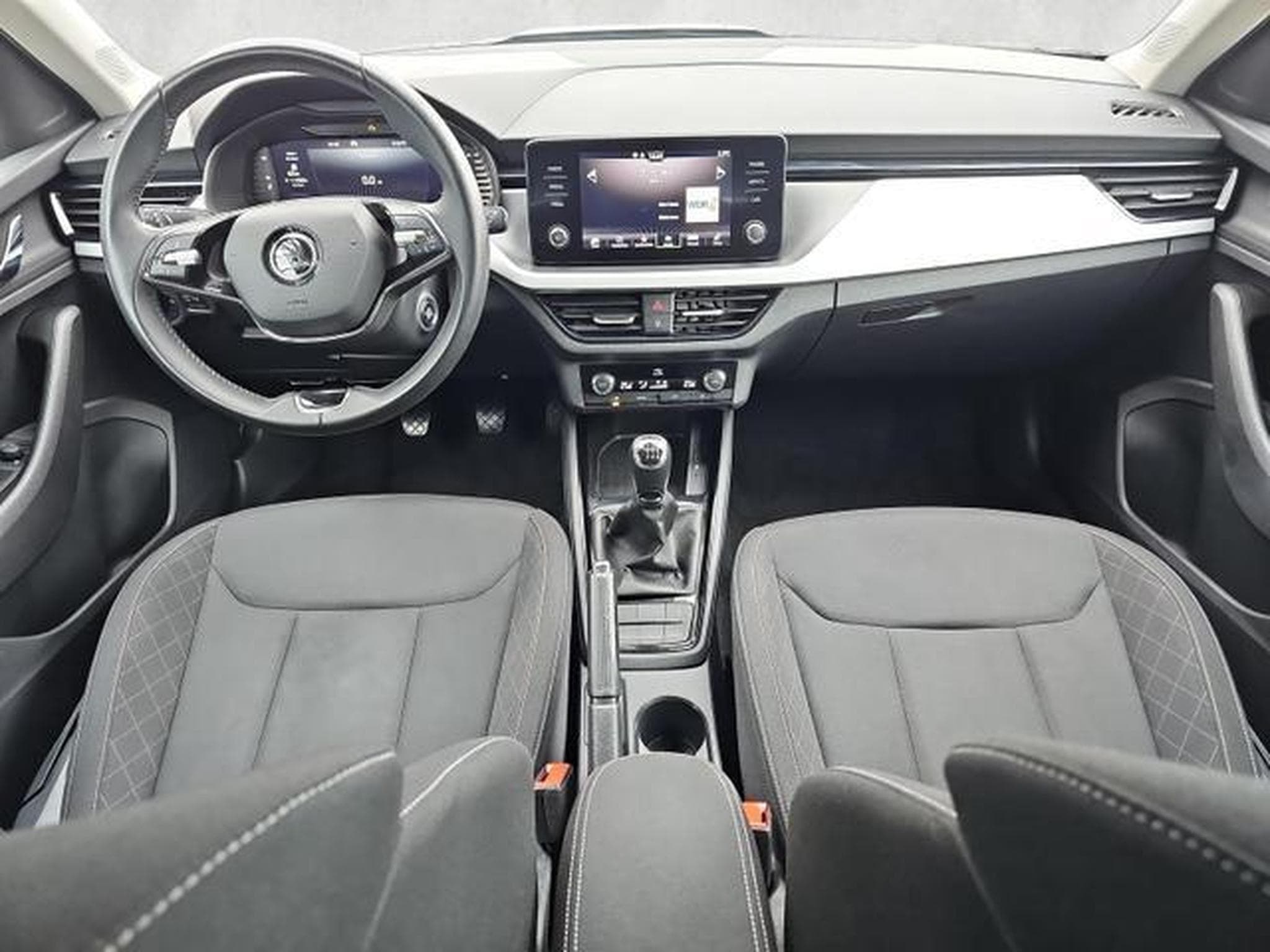 Skoda Kamiq Ambition (2024) - Foto 11
