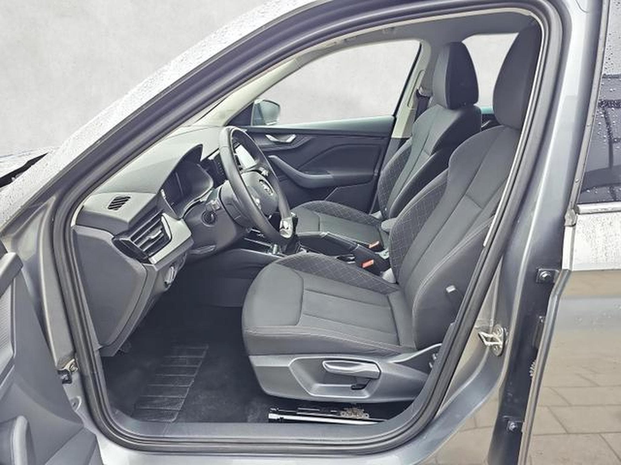Skoda Kamiq Ambition (2024) - Foto 9