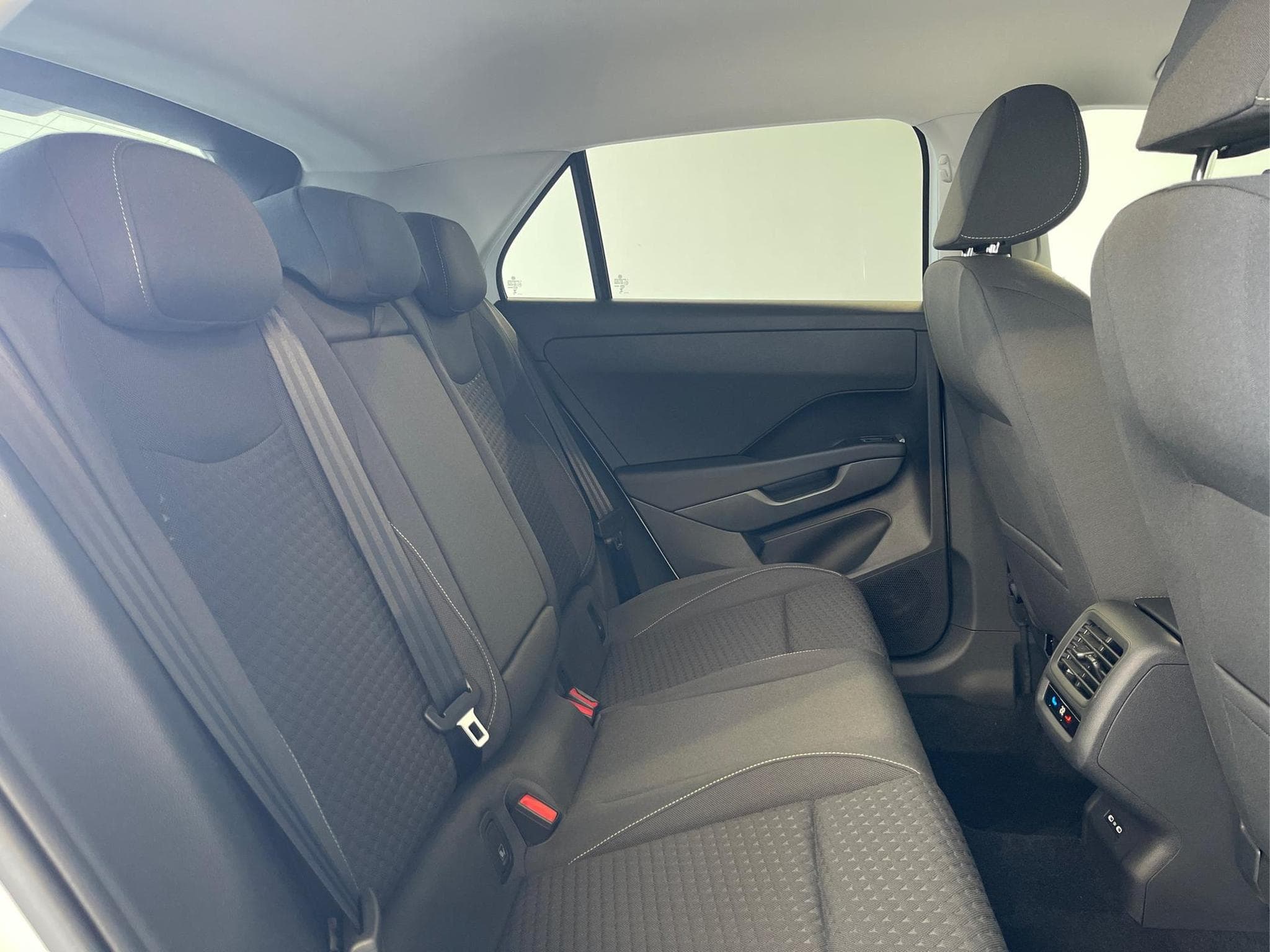 VW T-Roc NEU Life (2026) - Photo 16
