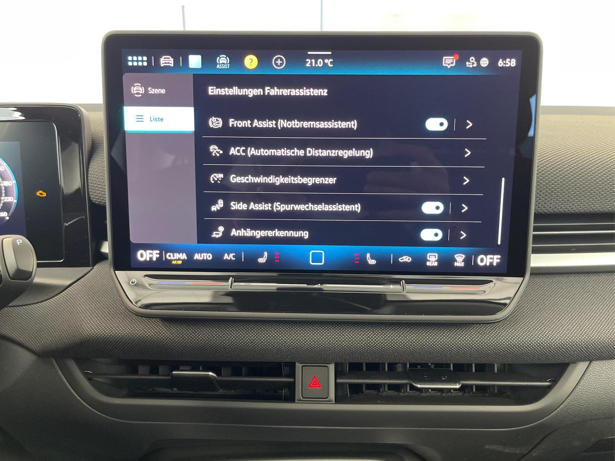 VW T-Roc NEU Life (2026) - Foto 11