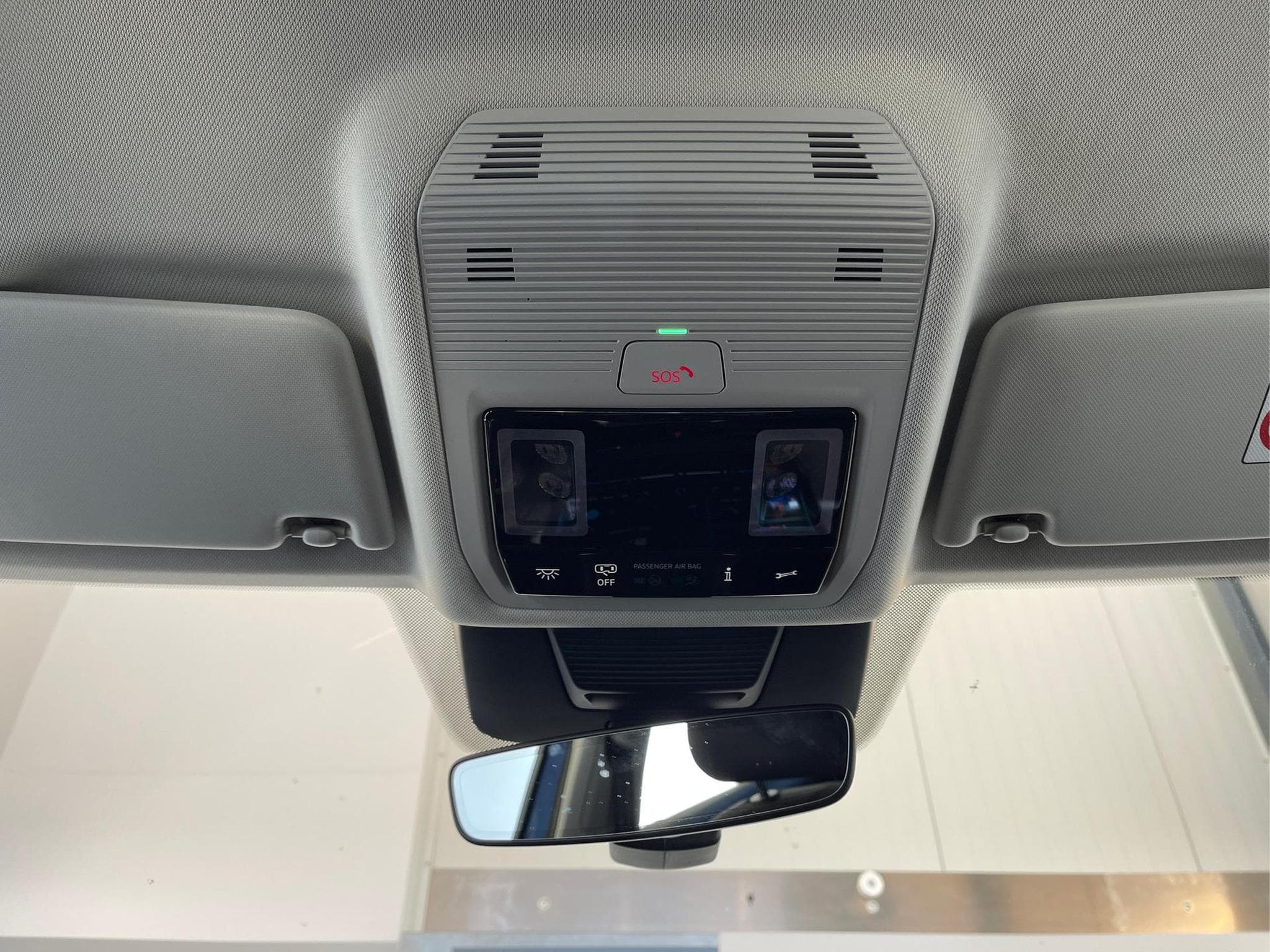 VW T-Roc NEU Life (2026) - Foto 12