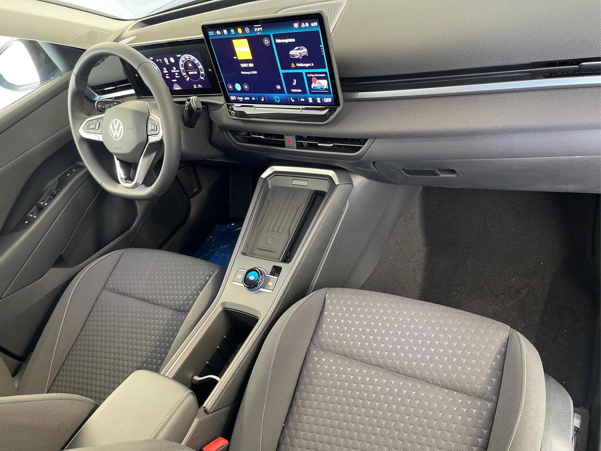 VW T-Roc NEU Life (2026) - Foto 13