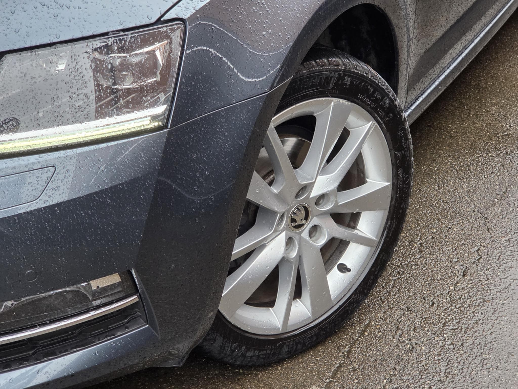 Skoda Octavia BREAK TDI DSG (2019) - Foto 3