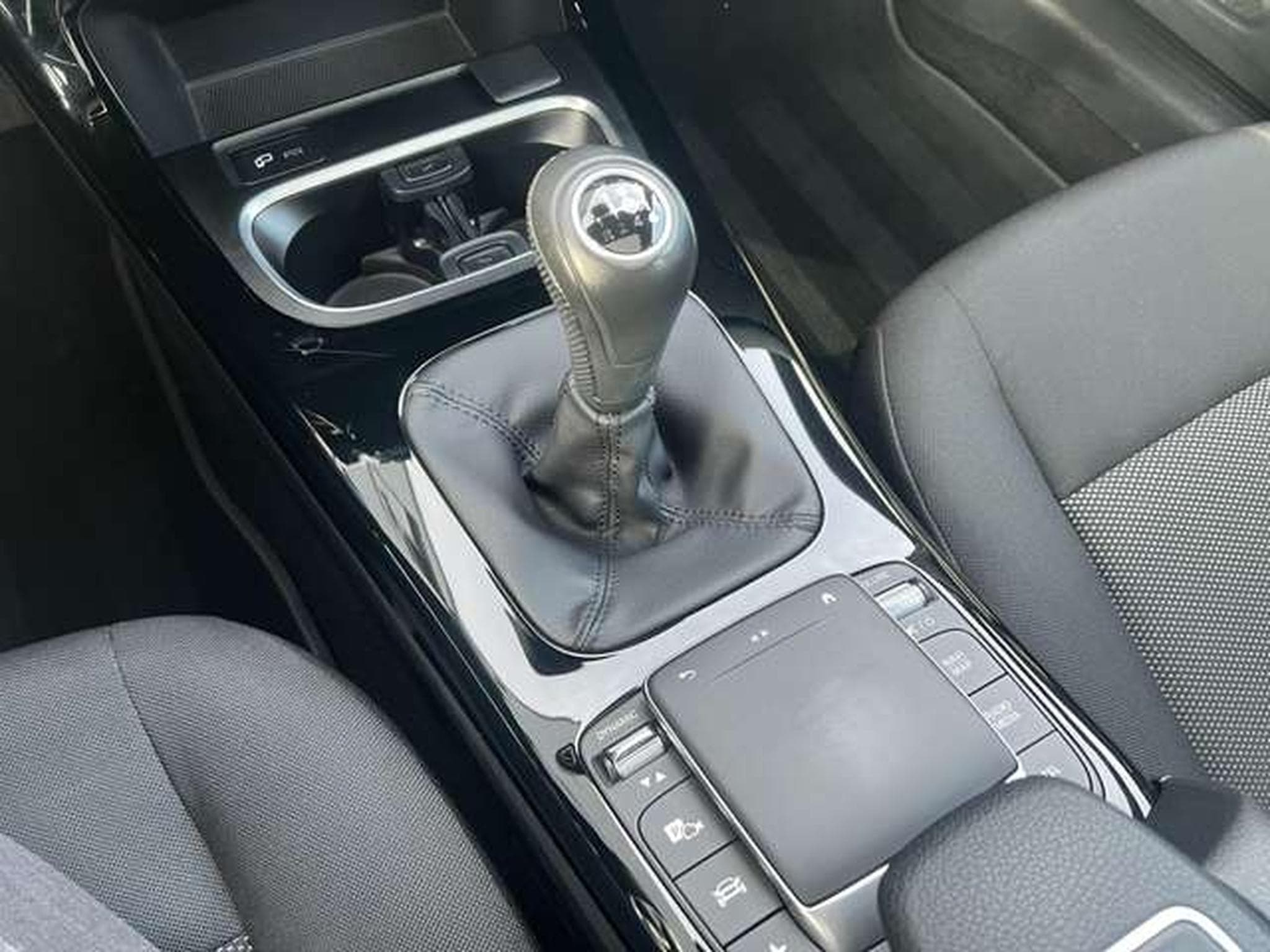 Mercedes A 180 DIESEL 116 CV BUSINESS SOLUTION (2022) - Photo 15