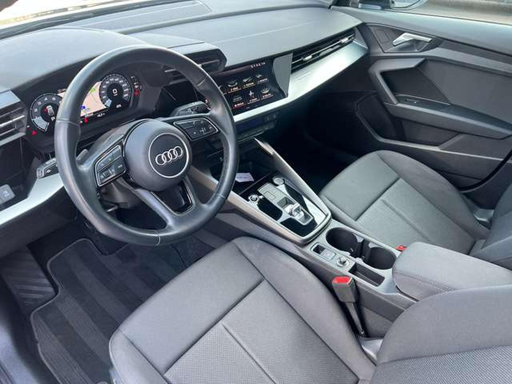 Audi A3 1.0 TFSI 110 CV S-TRONIC (2022) - Photo 4