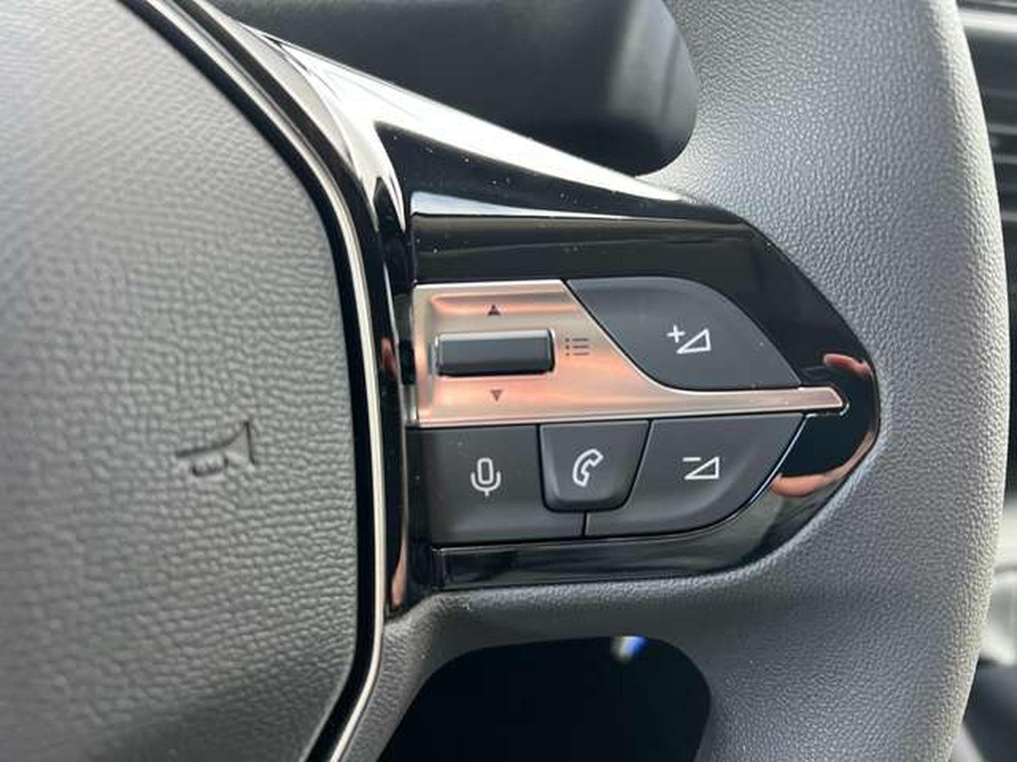 Peugeot Partner 1.5 DIESEL HDi 100 CV (15 KM) (2025) - Photo 11