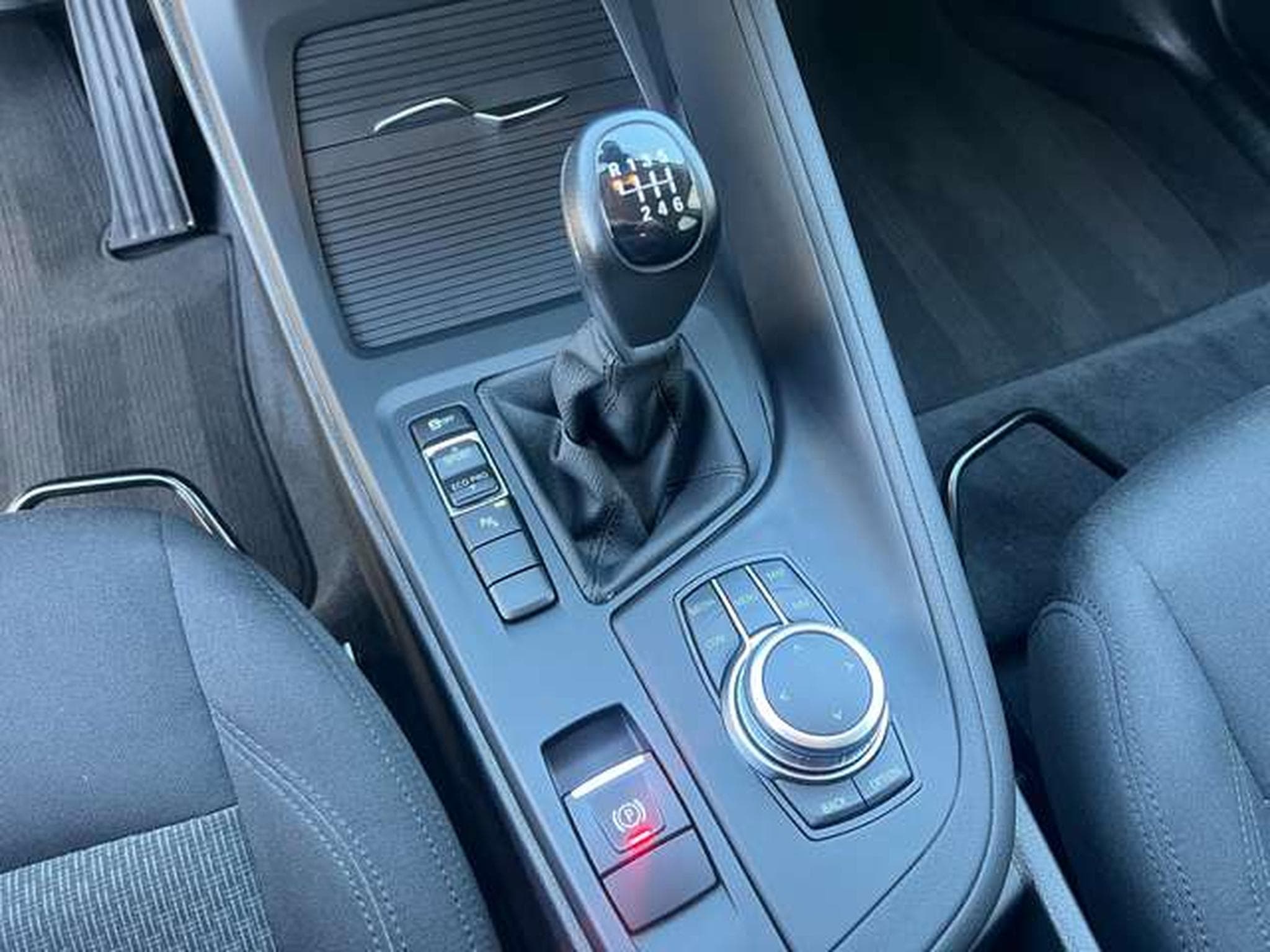 BMW X1 S-DRIVE 1.5 DIESEL 116 CV (2022) - Photo 8