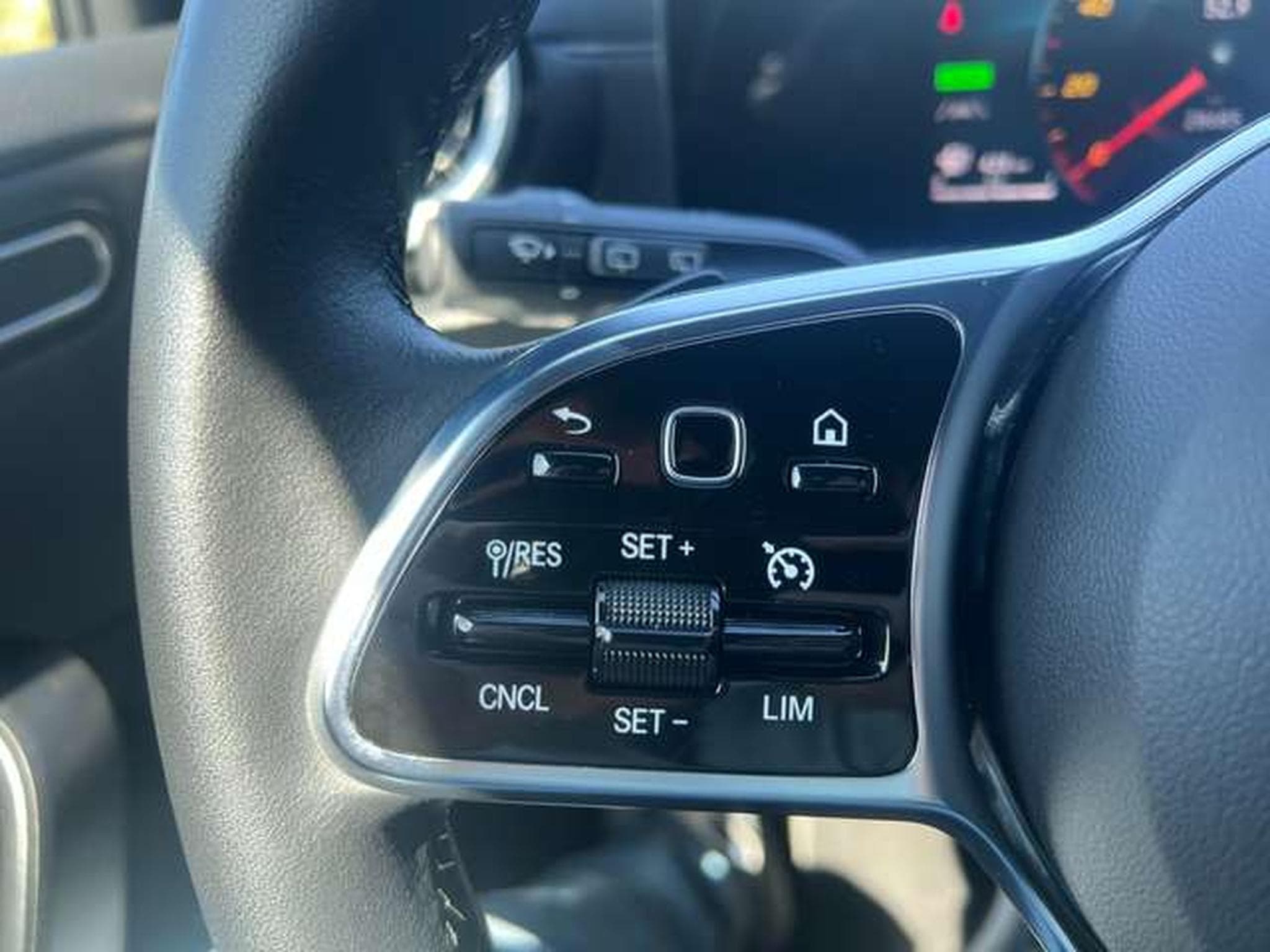 Mercedes A 250 HYBRIDE ESSENCE BUSINESS LINE (2022) - Photo 5