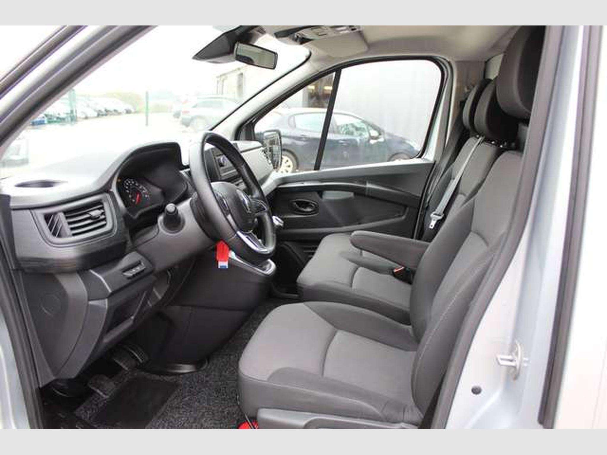 Renault Trafic 2.0 dCi L1H1 CONFORT (2024) - Photo 5