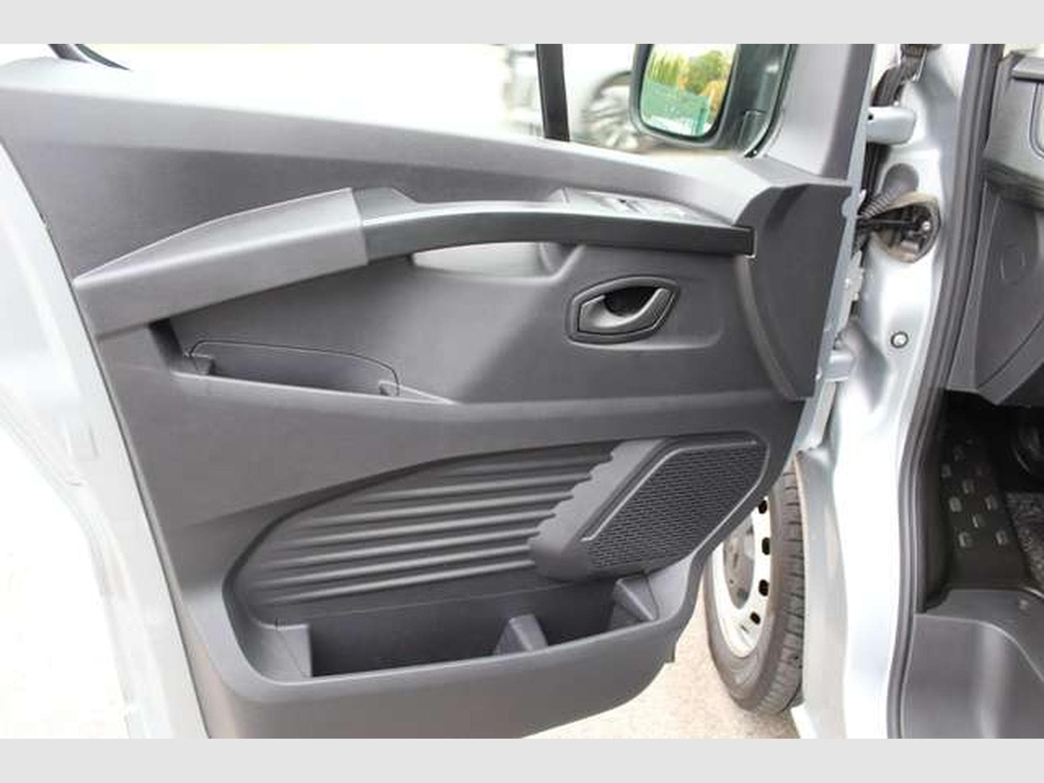 Renault Trafic 2.0 dCi L1H1 CONFORT (2024) - Photo 6