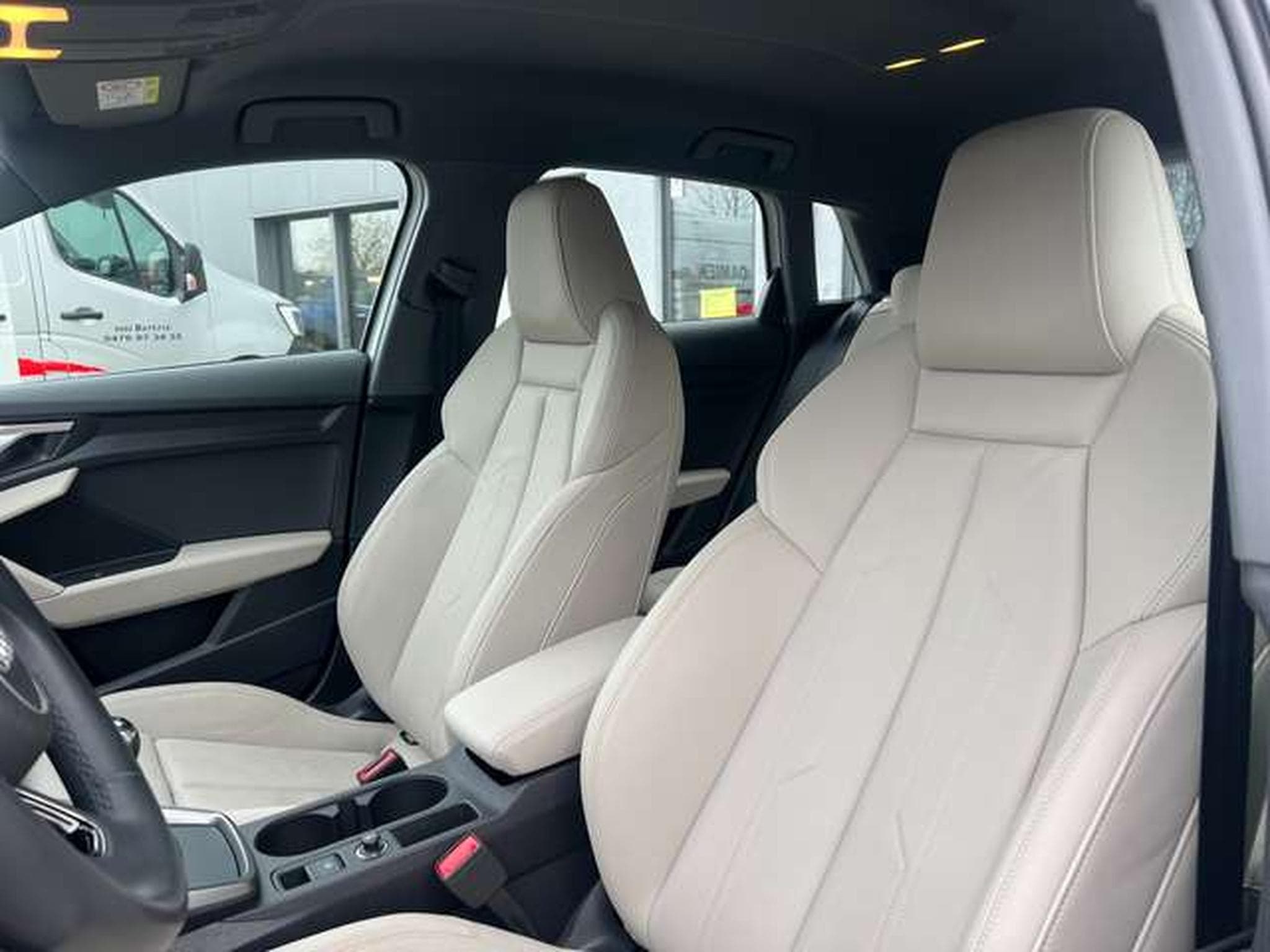 Audi A3 2.0 TDi ATTRACTION 116 CV (2023) - Photo 5