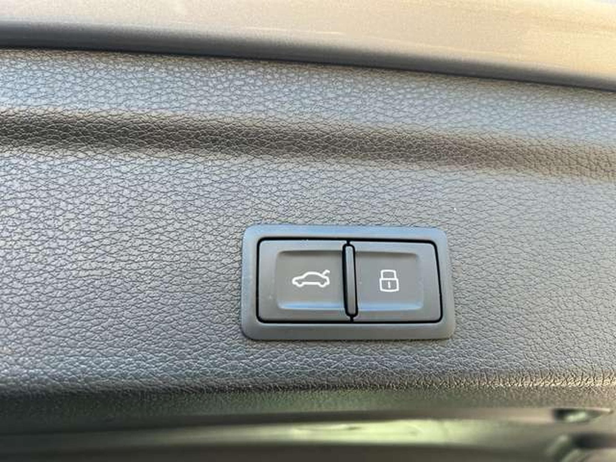 Audi Q3 HYBRIDE ESSENCE S-TRONIC 245 CV (2021) - Photo 16