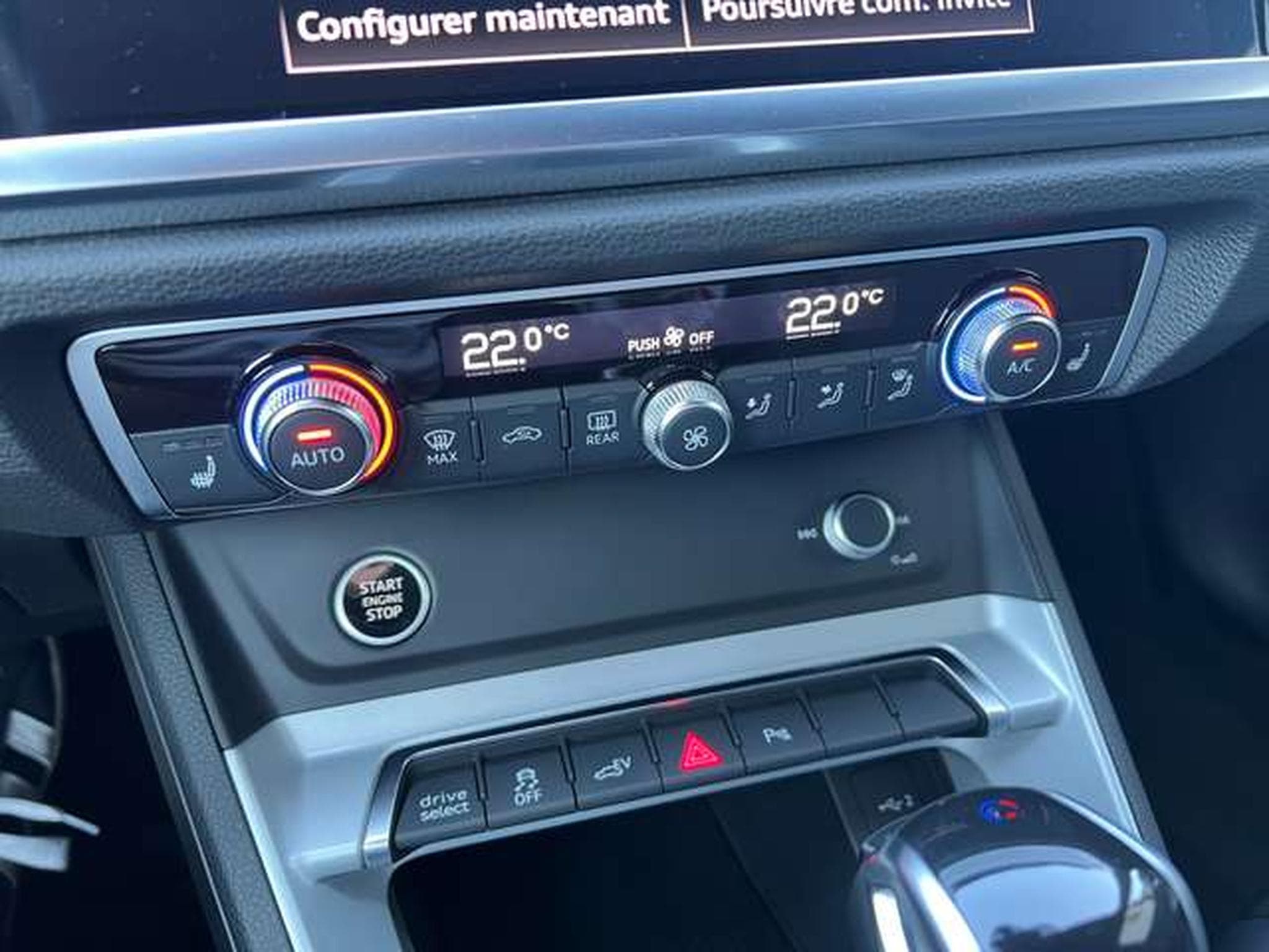 Audi Q3 HYBRIDE ESSENCE S-TRONIC 245 CV (2021) - Photo 6