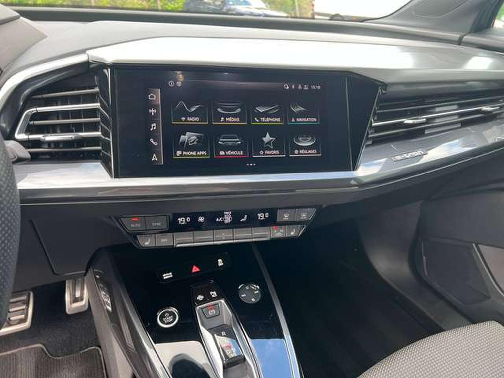 Audi Q4 e-tron ELECTRIQUE 204 CV S-Line (2022) - Photo 8