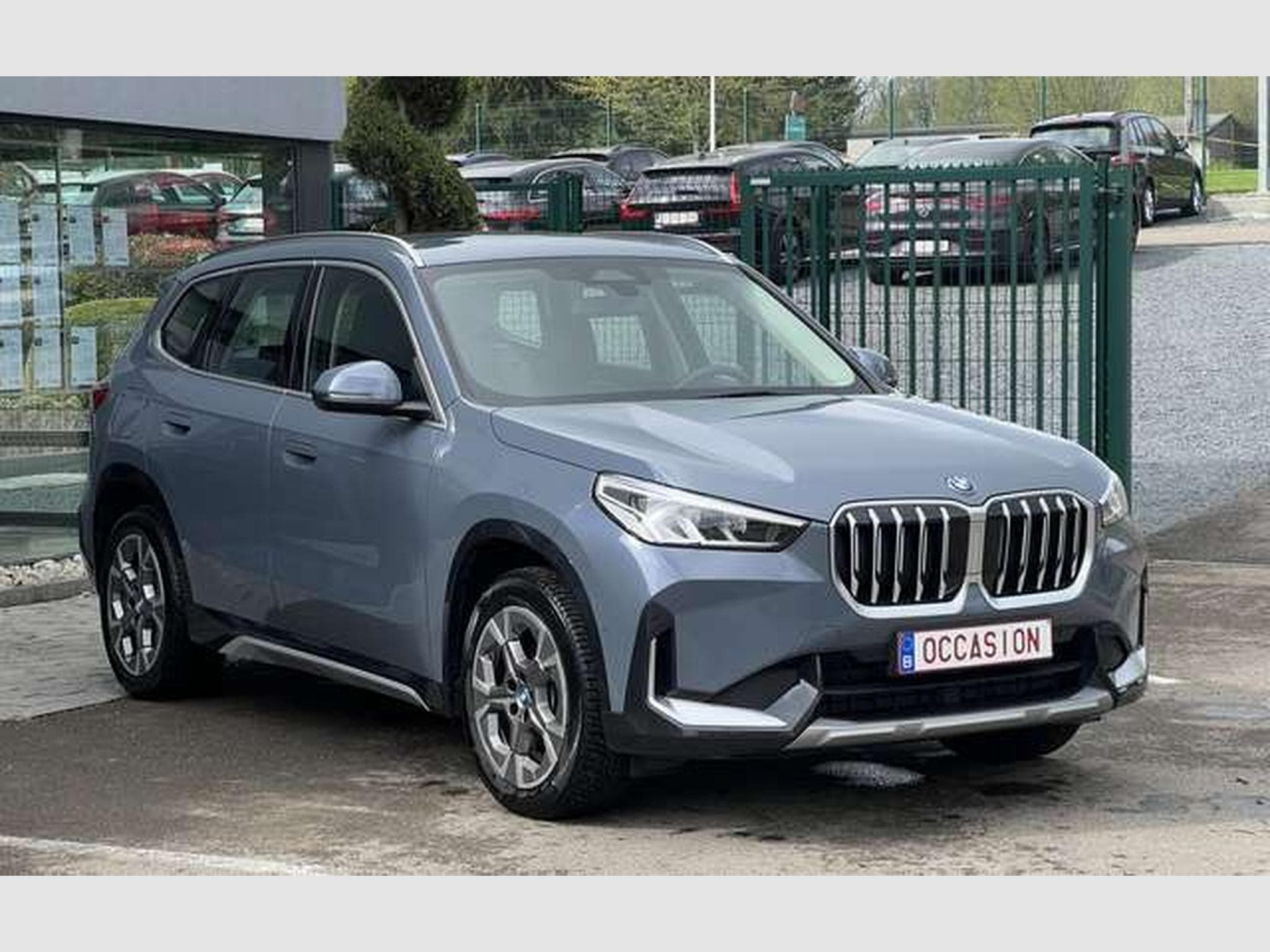 BMW X1 XDRIVE 25e HYBRIDE 245 CV (2024) - Foto 3