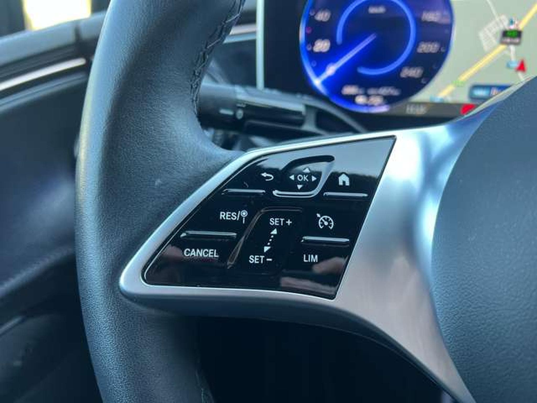 Mercedes EQE ELECTRIQUE 245 CV (2023) - Photo 15