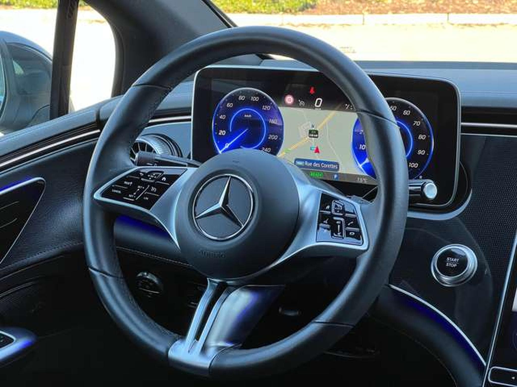 Mercedes EQE ELECTRIQUE 245 CV (2023) - Photo 8