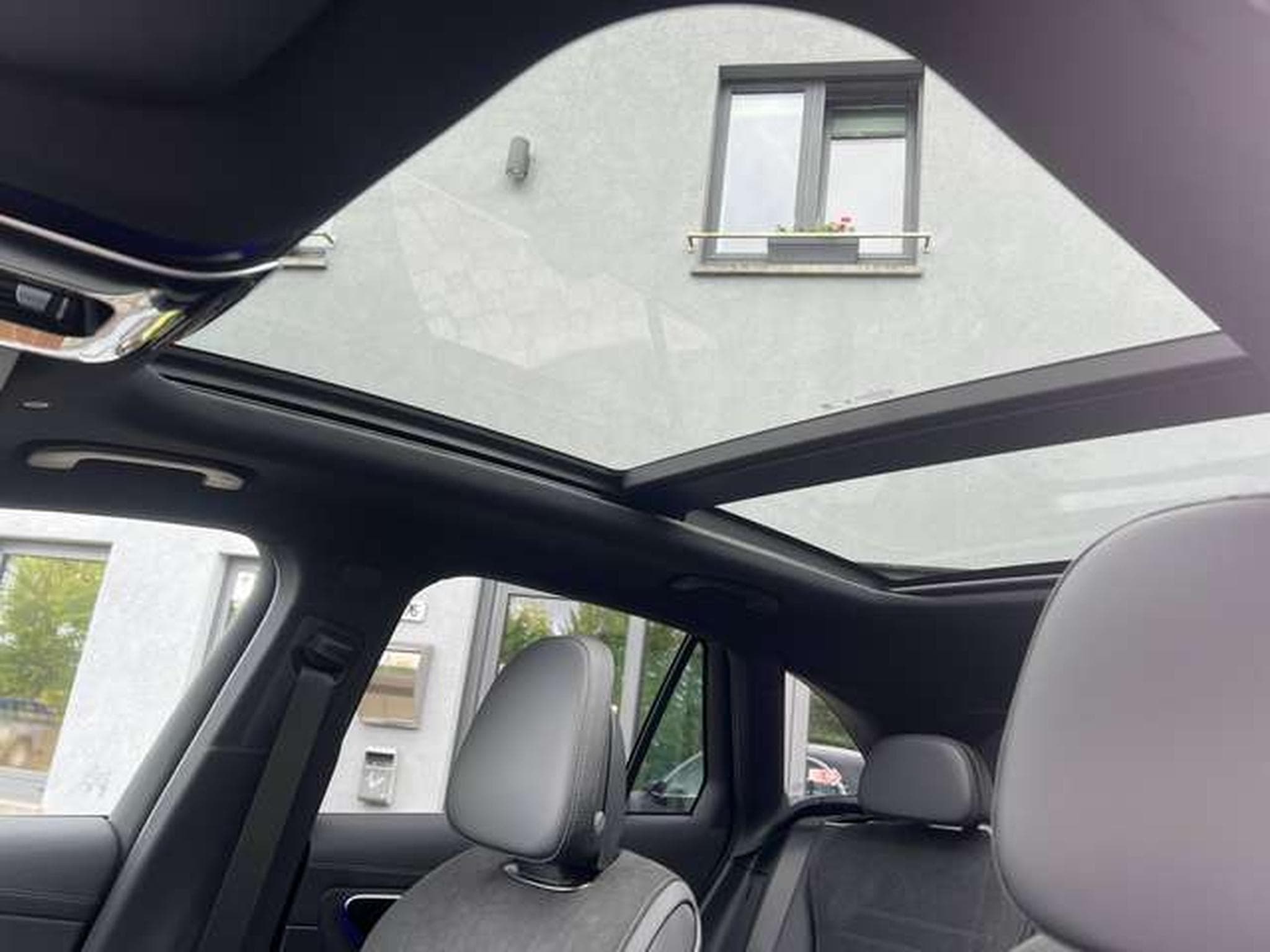 Mercedes GLC 300 HYBRIDE DIESEL 353 CV 4-MATIC (2026) - Photo 9