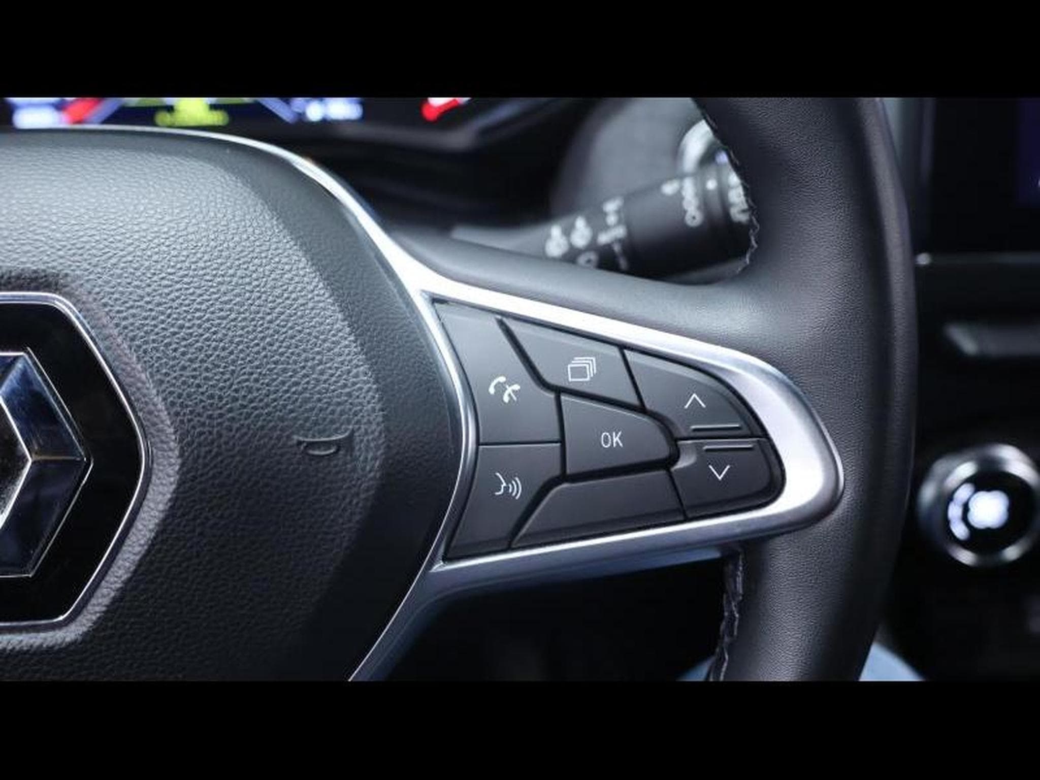 Renault Clio 1.0Tce 90 Intens EDC 7 (2021) - Photo 18